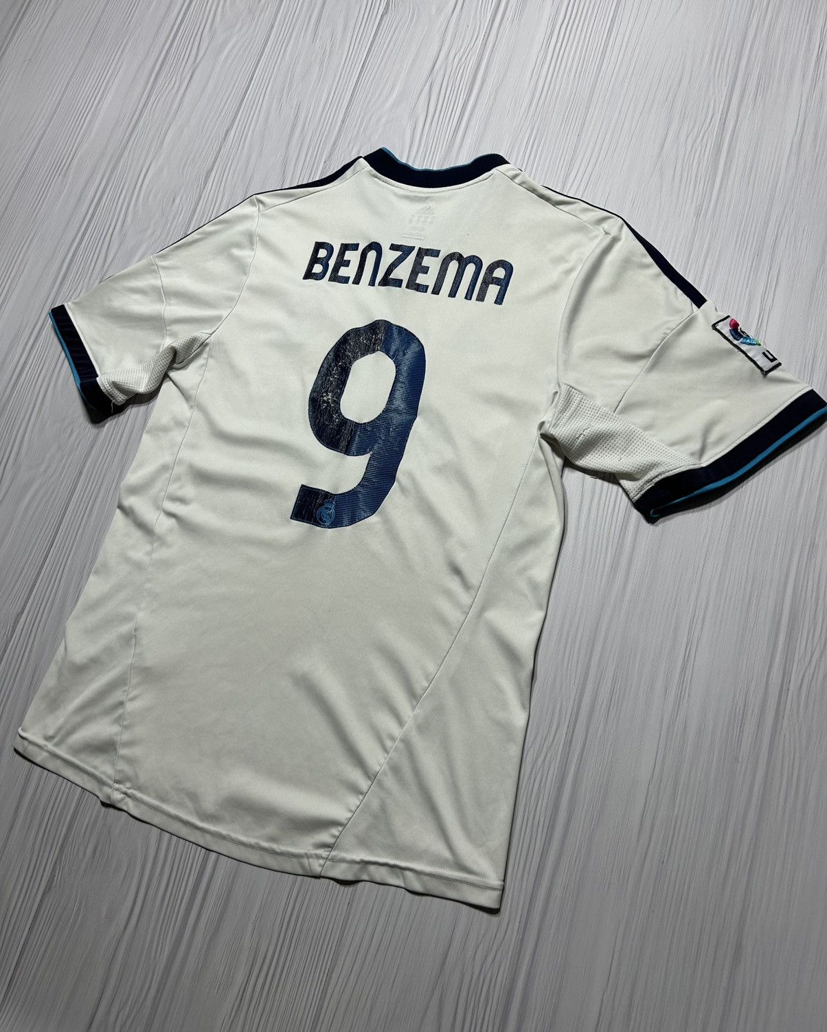 Adidas Real Madrid Benzema #9 Adidas Soccer Jersey Size M Size US M / EU 48-50 / 2 - 15 Thumbnail