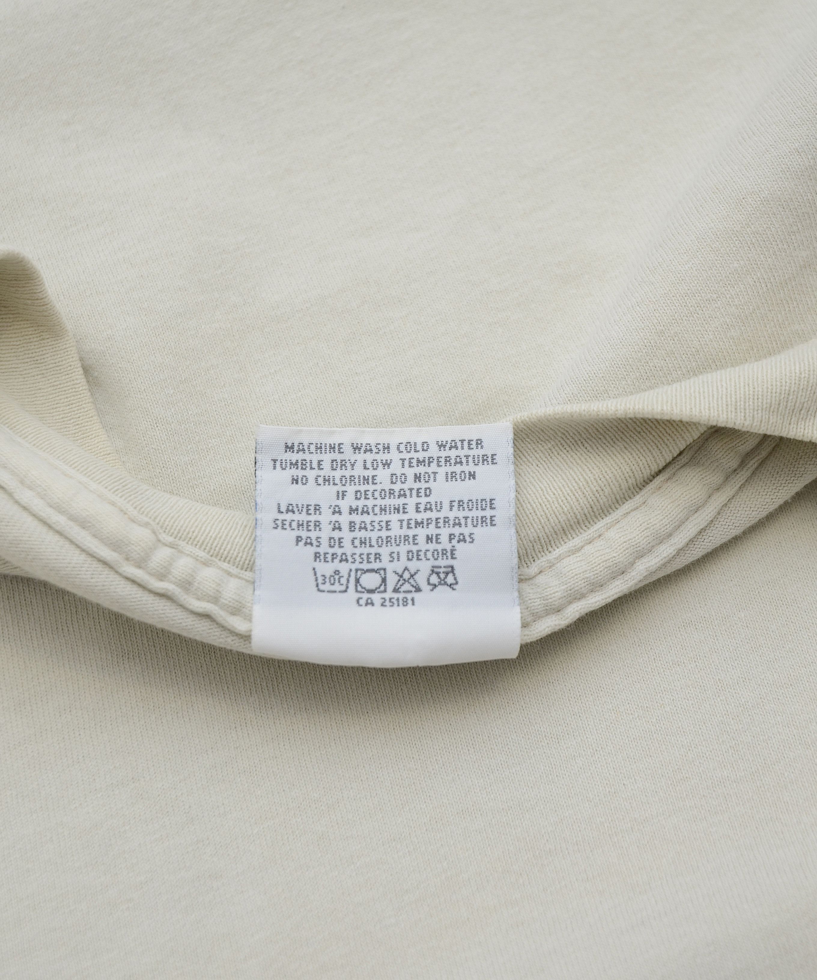 Vintage Vintage Y2K New York City Gildan T-Shirt sz XL Embroider Size US XL / EU 56 / 4 - 9 Thumbnail