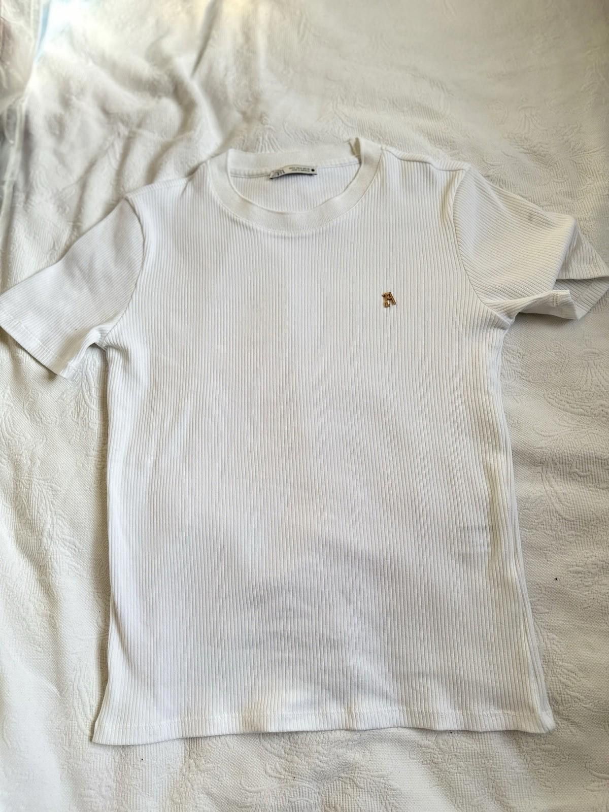 Zara ZARA white T-shirt with ZA logo Size S / US 4 / IT 40 - 2 Thumbnail