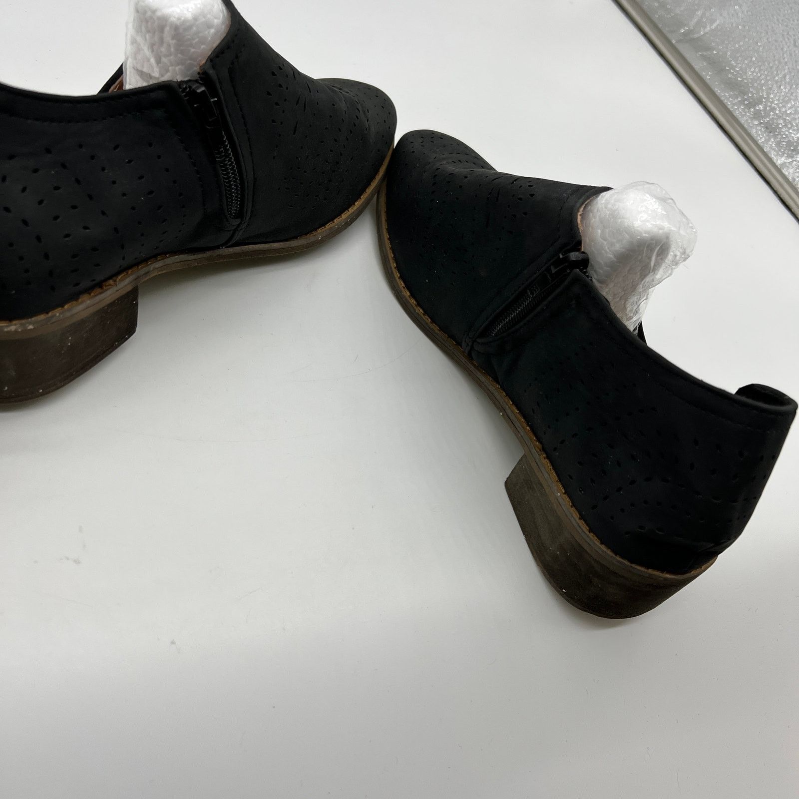 Other Womens Shoes Casual Flat Slip On Closed Toe Black C Size US 9.5 / IT 39.5 - 4 Thumbnail