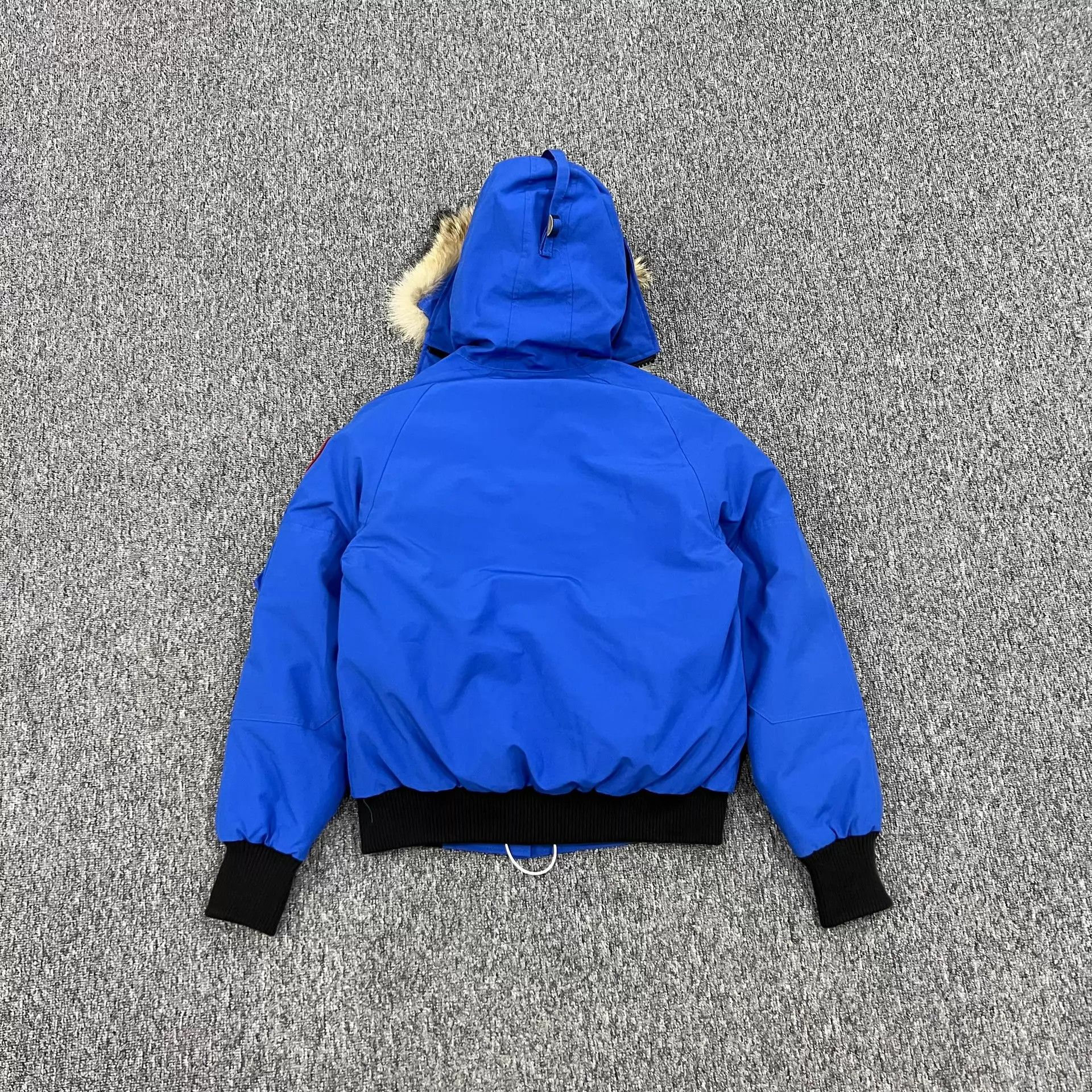 Canada Goose Canada Goose Charity Edition Pilot Down Jacket M 99% New Size US M / EU 48-50 / 2 - 2 Thumbnail