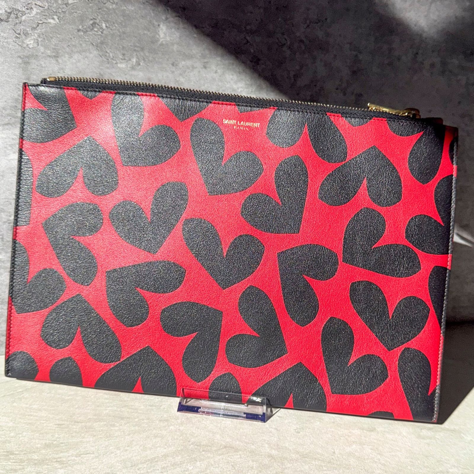 Saint Laurent Paris Saint Laurent Heart Print Clutch Size ONE SIZE - 1 Thumbnail