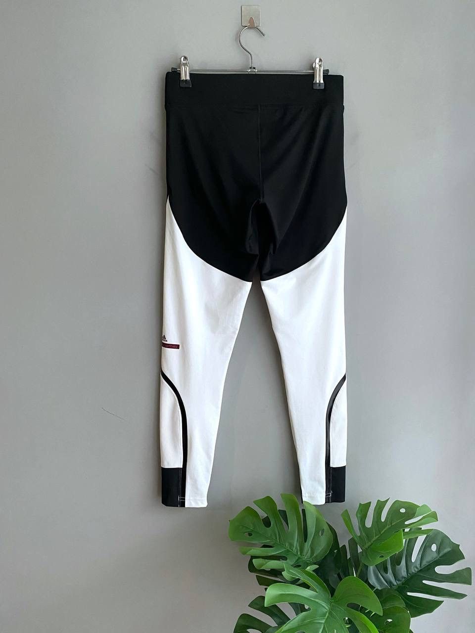 Adidas × Stella McCartney Adidas by Stella McCartney Gym Training Stretchy Leggings, S Size 30" / US 8 / IT 44 - 10 Thumbnail