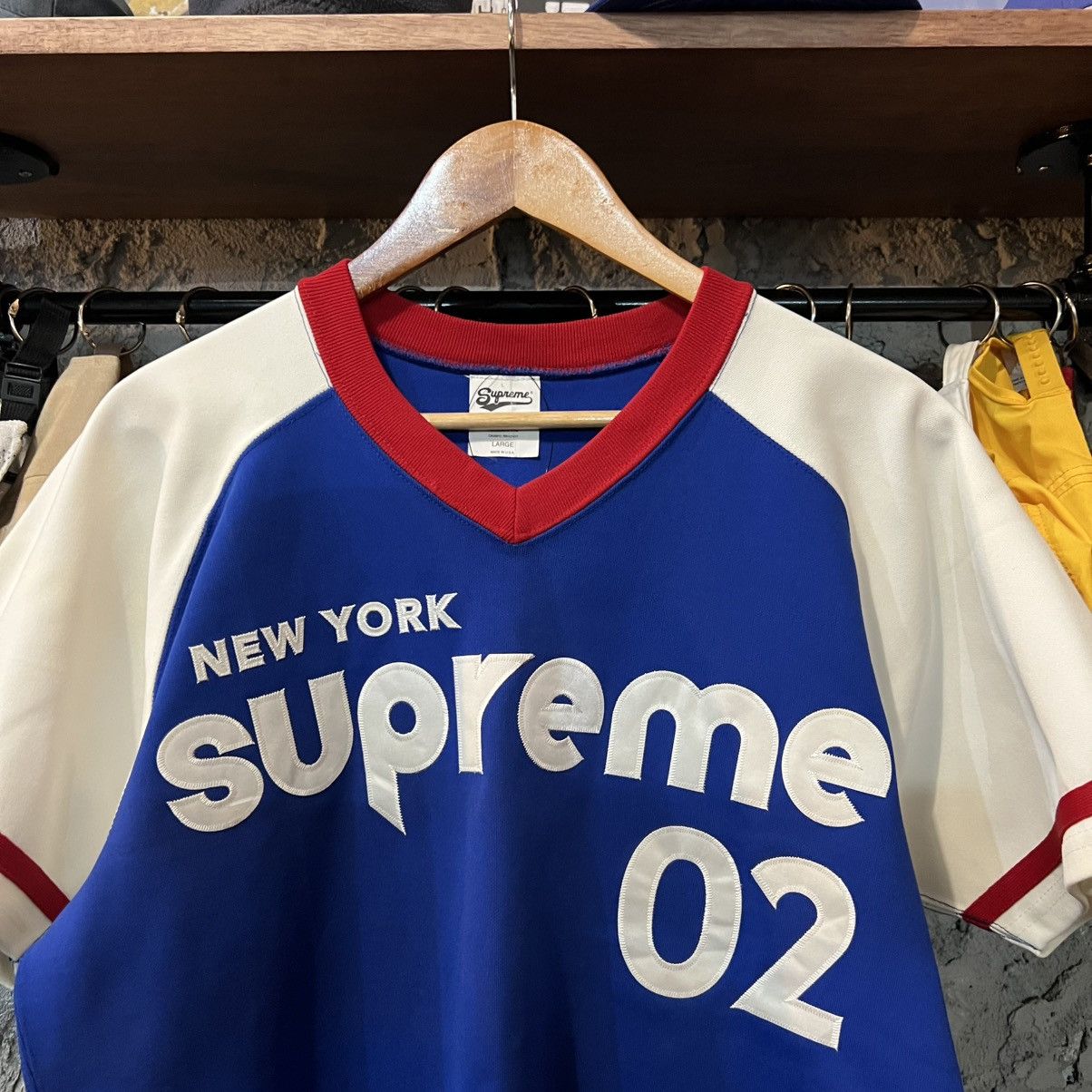 Supreme Vintage Supreme 2002 - large Size US L / EU 52-54 / 3 - 2 Thumbnail
