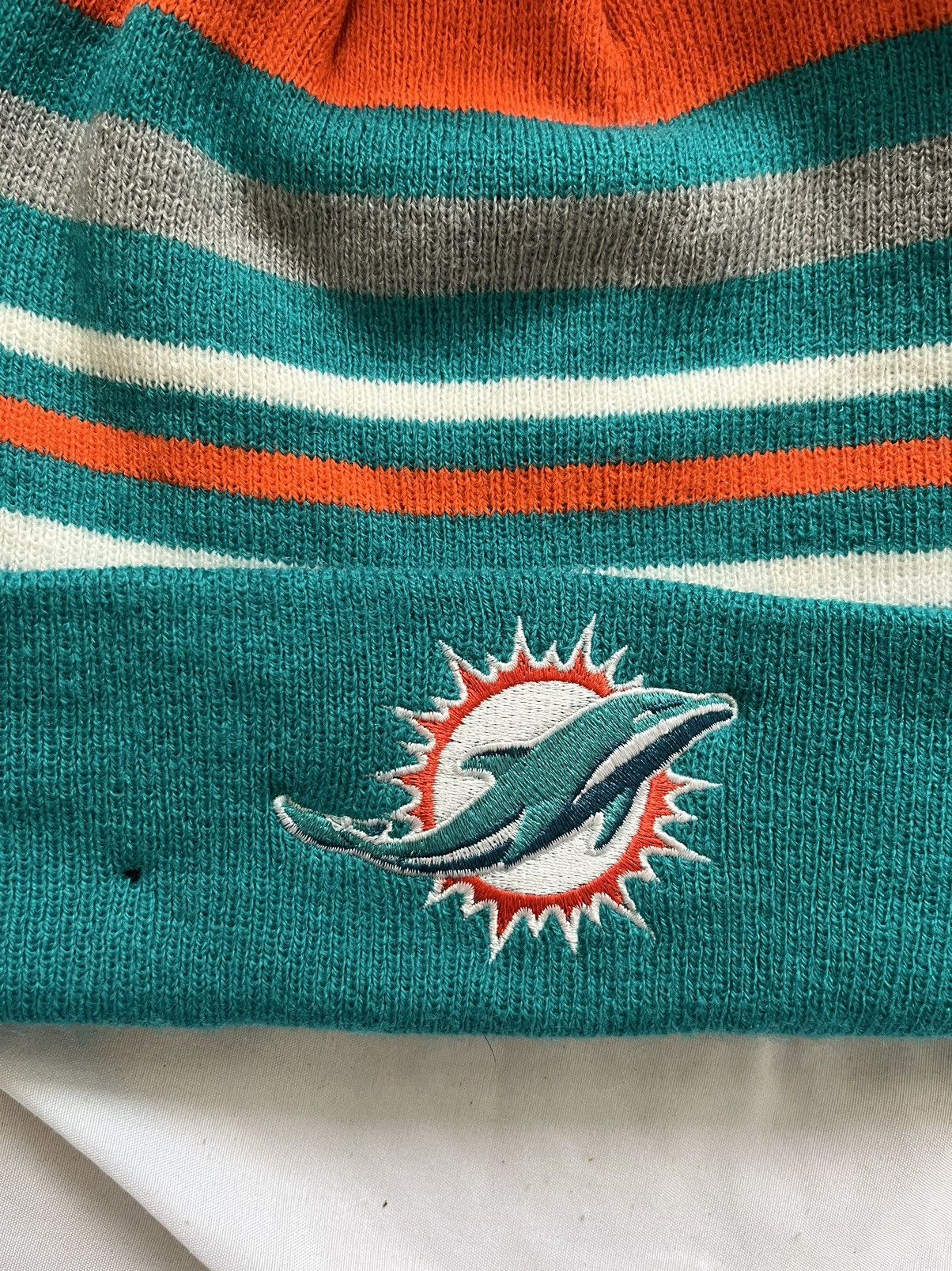 New Era × Vintage VINTAGE 00’S NFL MIAMI DOLPHINS NEW ERA KNIT POM BEANIE HAT Size ONE SIZE - 3 Thumbnail