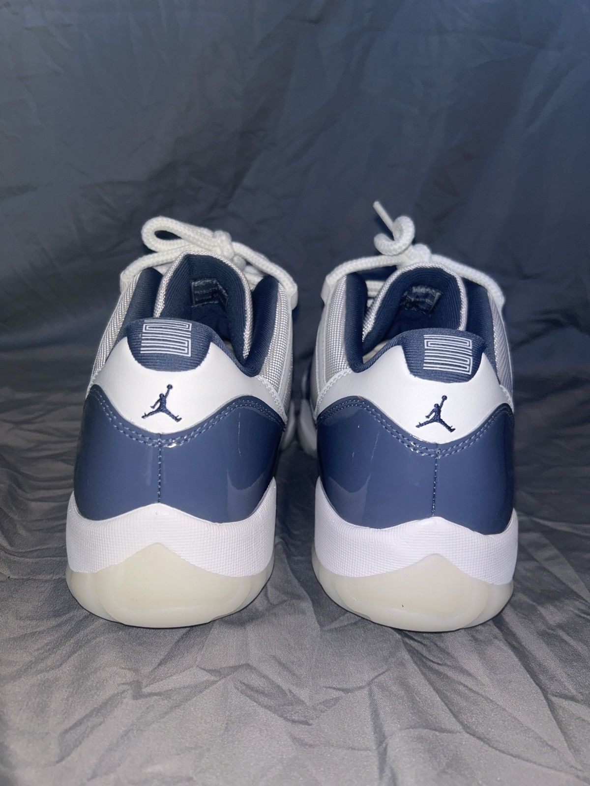 Nike AIR JORDAN 11 RETRO LOW WHITE/MIDNIGHT NAVY Size US 13 / EU 46 - 7 Thumbnail