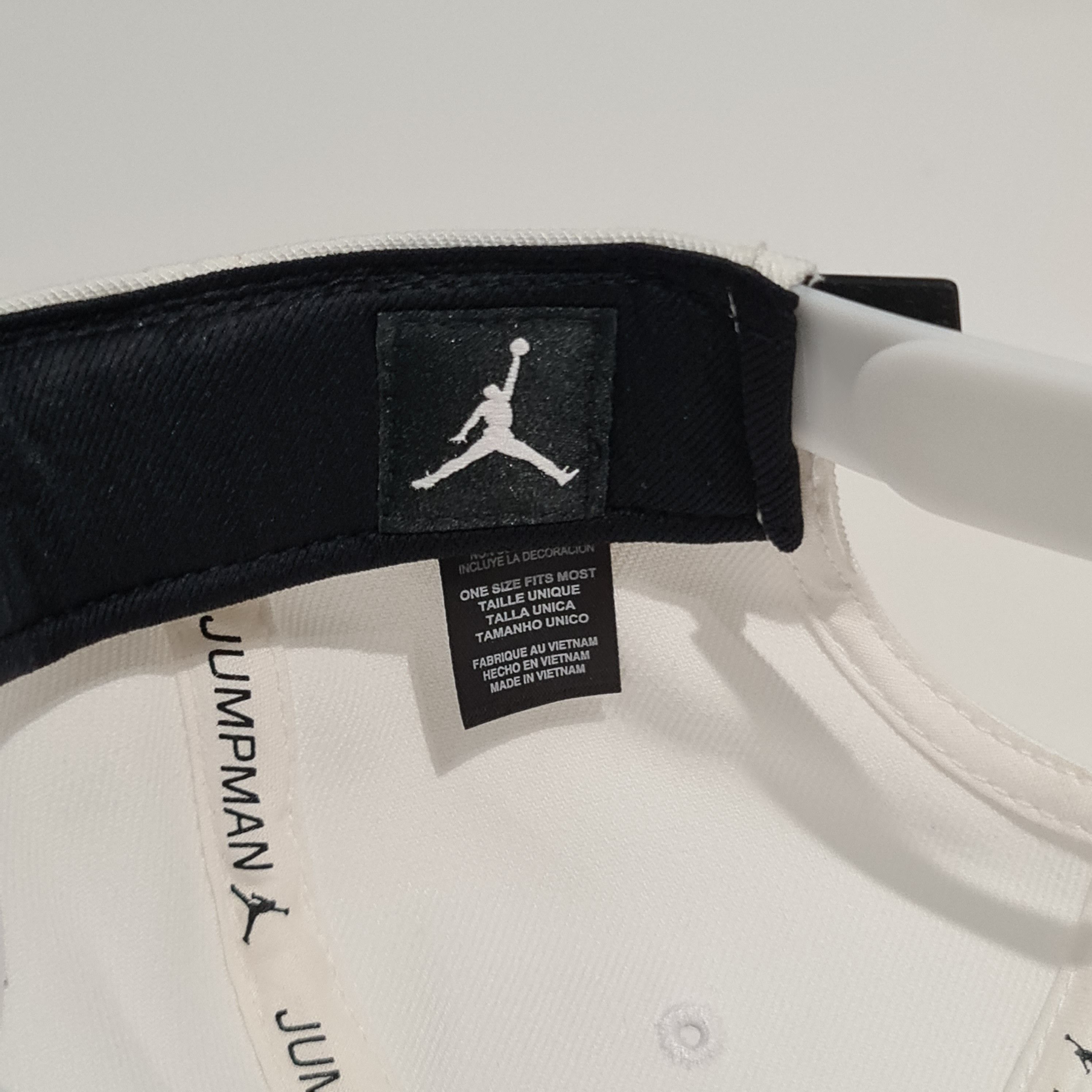 Jordan Brand Jordan Cap Snapback 'RE2PECT' White Size ONE SIZE - 8 Thumbnail