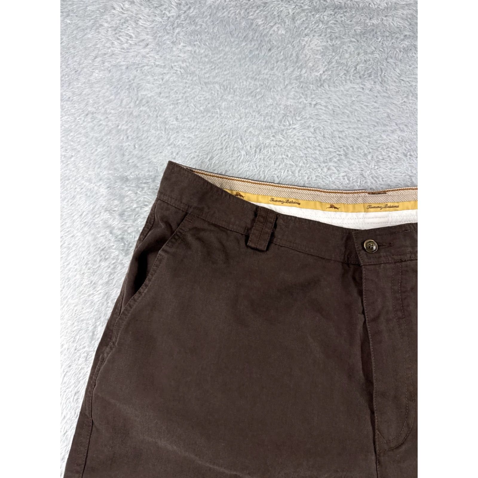 Tommy Bahama Tommy Bahama Shorts Men 36 Brown Cotton Blend Chino Beach Resort Vacation Aloha Designer Logo Pockets Quick Dry Mens Size US 36 / EU 52 - 4 Thumbnail