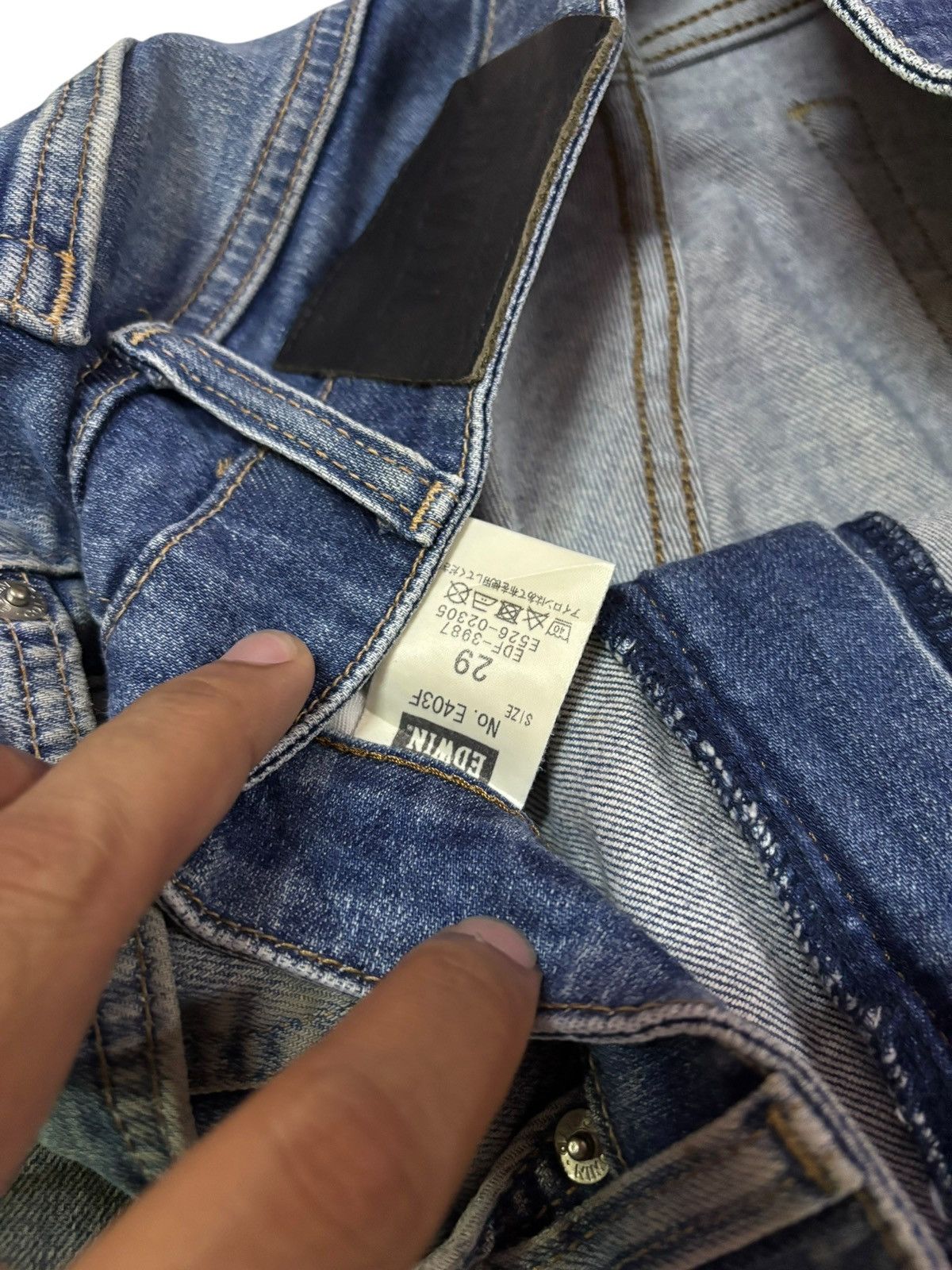 Edwin Vintage Edwin 403 Japan Distressed Jeans Size US 30 / EU 46 - 7 Thumbnail