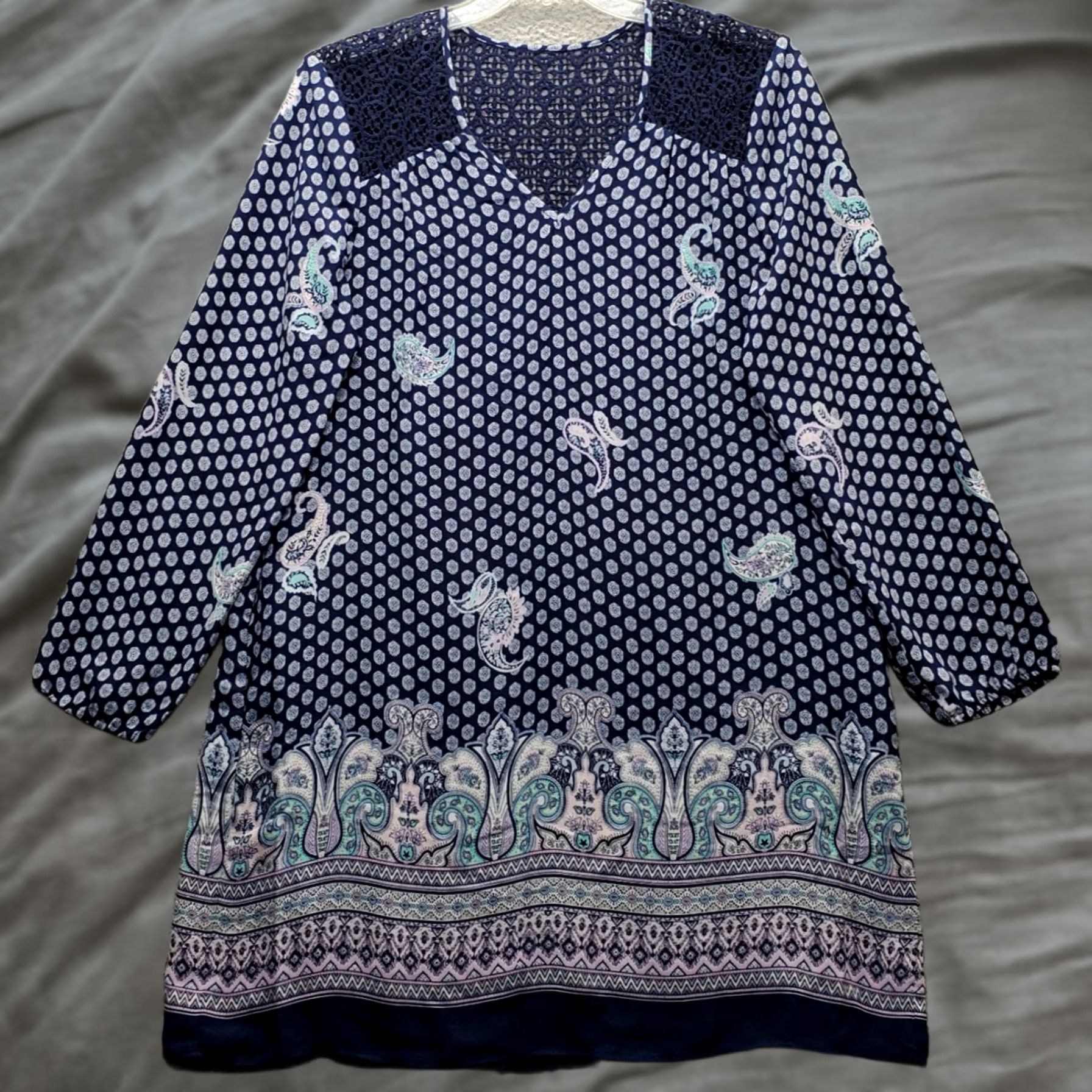 Vintage DR2 Shift Dress Womens L Multi Paisley Lined Crochet Shoulder V-Neck Pleated Back Dress Size L / US 10 / IT 46 - 1 Thumbnail
