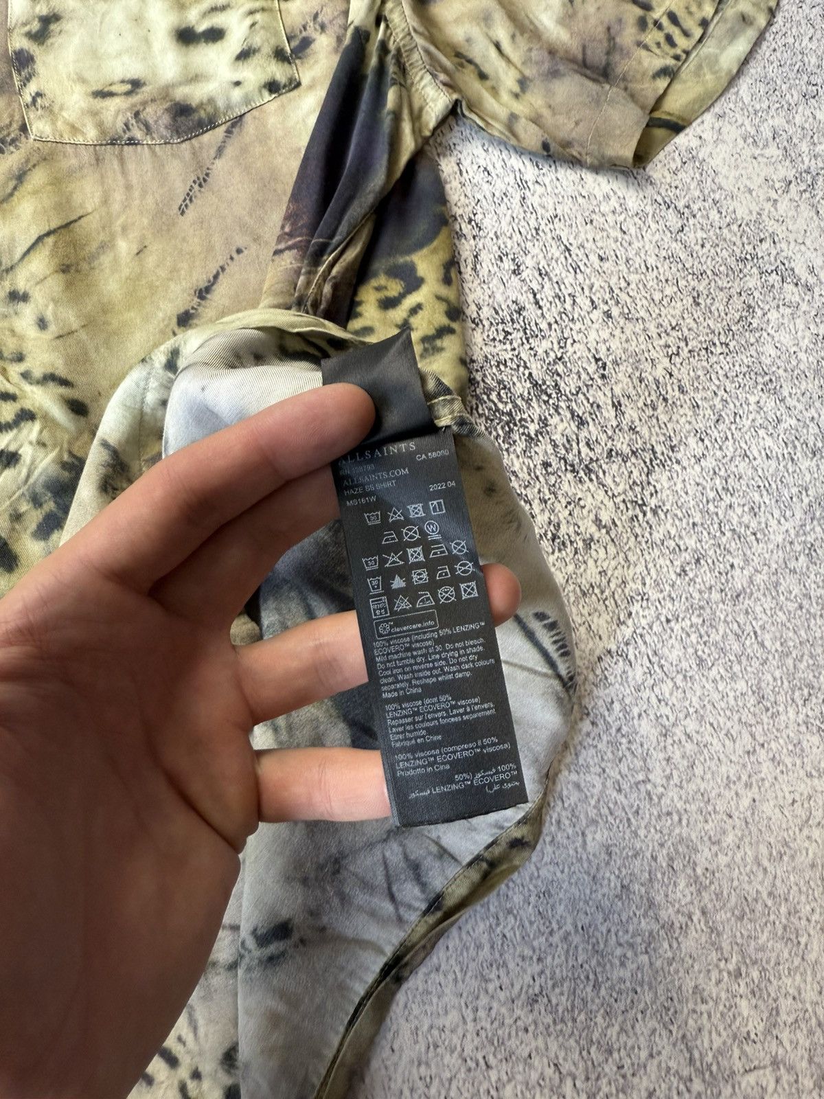 Allsaints Designer Allsaints AWA Leopard Hawaii crazy oversize shirt Size US L / EU 52-54 / 3 - 18 Thumbnail