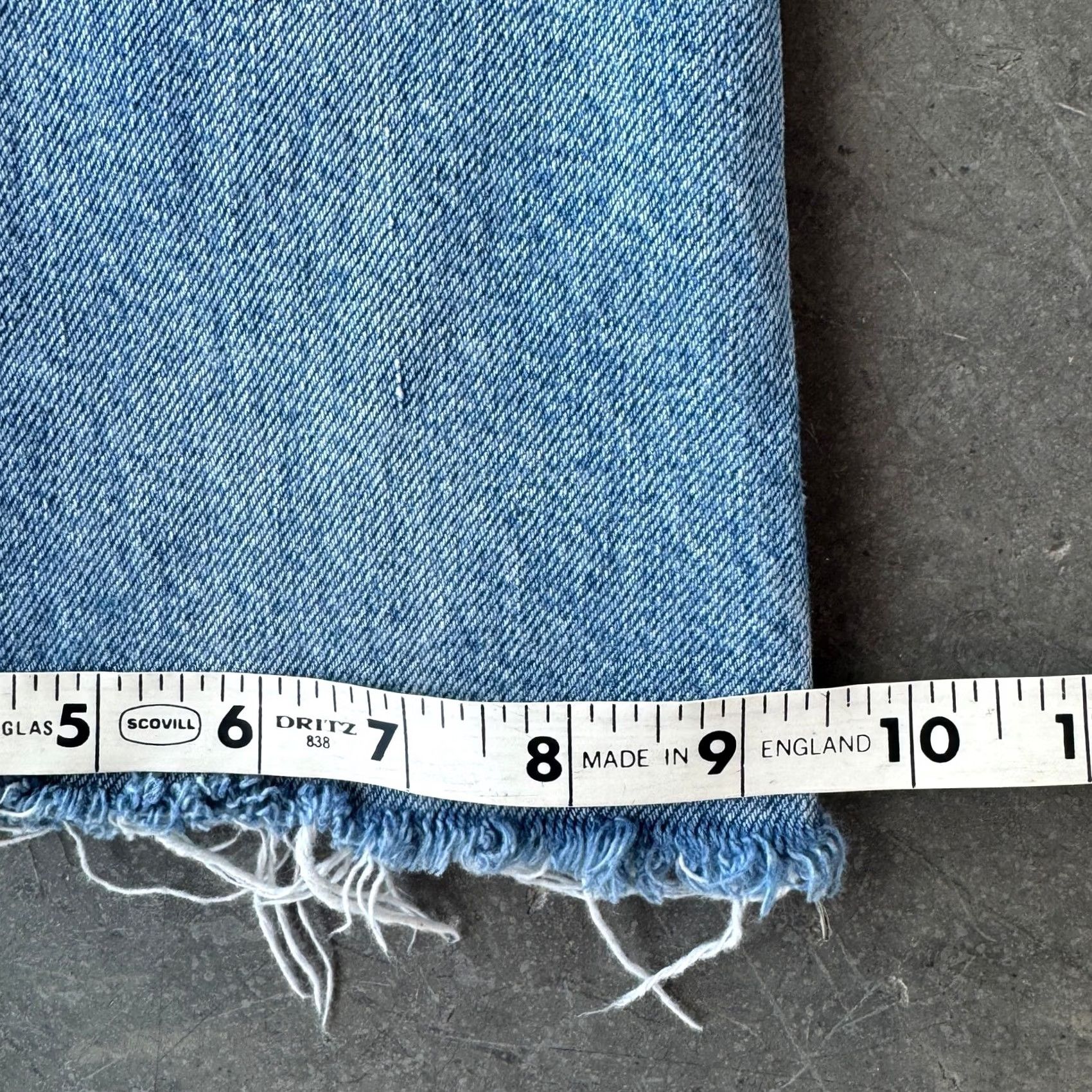 Zara VINTAGE Zara Holy Distressed Light Wash Wide Leg Flare Denim Jeans Sz 6 Women Jeans Vintage Y2k 6 Blue Wide Leg Flare Womens Size 28" / US 6 / IT 42 - 4 Thumbnail