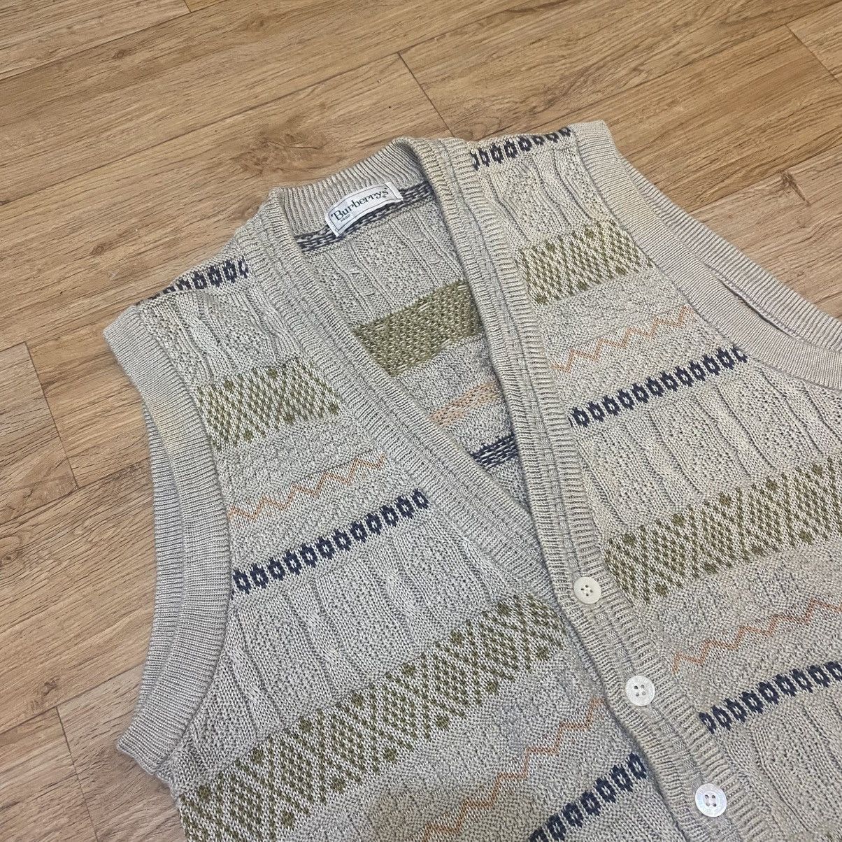 Burberry 90s Vintage Burberry's Knit Vest Size US M / EU 48-50 / 2 - 3 Thumbnail