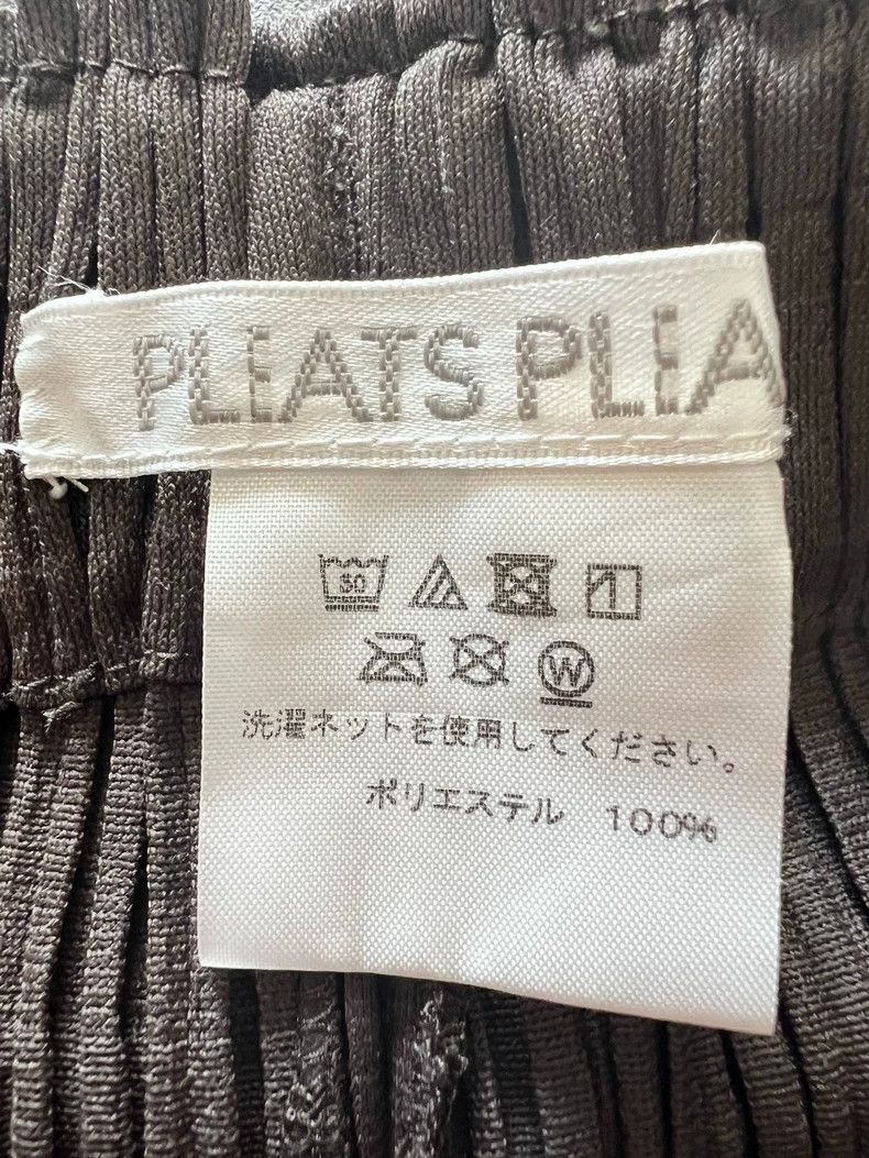 Issey Miyake Issey Miyake size:2 Brown pleated trousers Size 22" - 2 Thumbnail