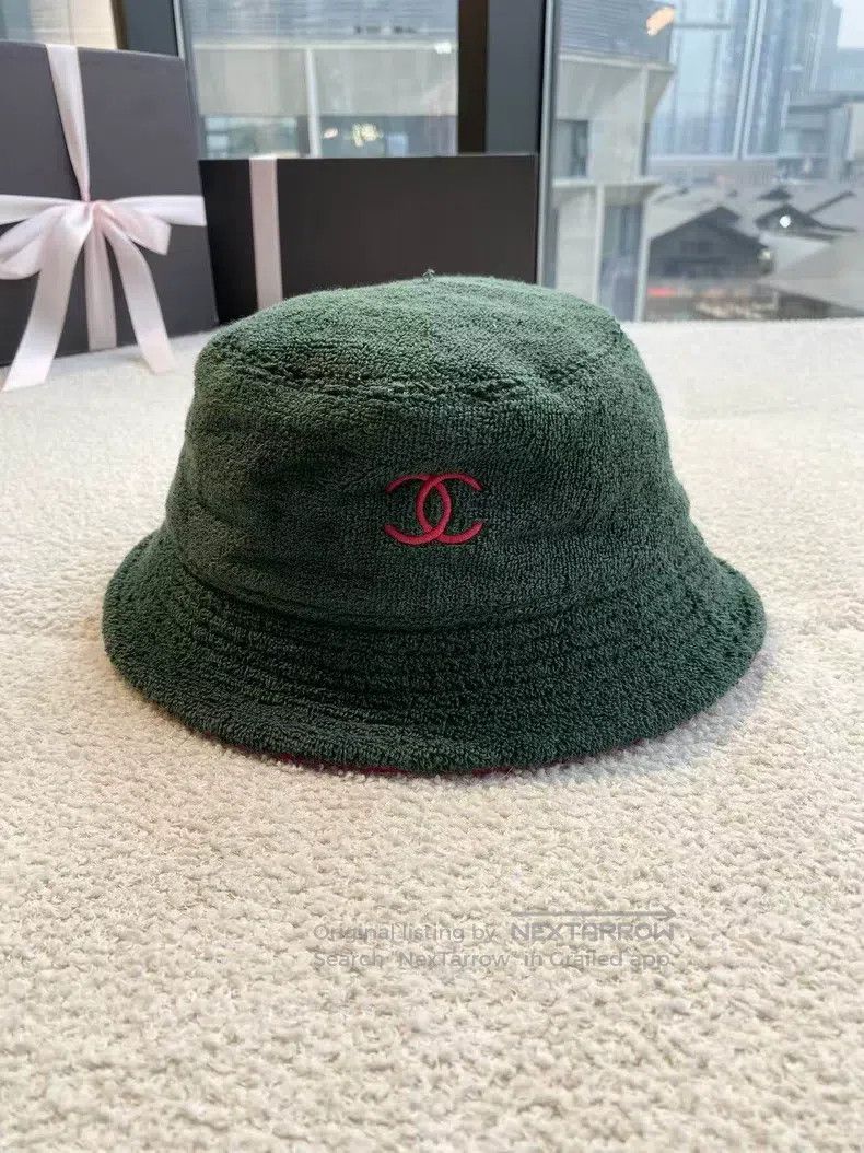 Chanel Chanel Size M Towel logo fisherman's hat Size ONE SIZE - 1 Thumbnail