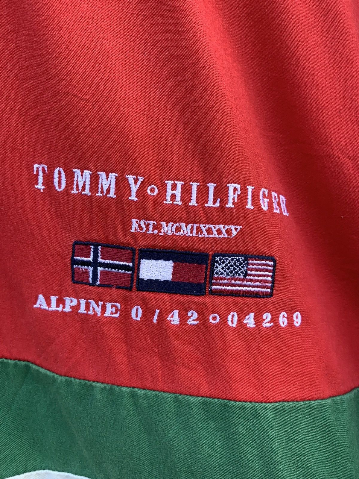 Tommy Hilfiger Vintage Tommy Hilfiger Button Ups Shirts Multicolour Size US M / EU 48-50 / 2 - 9 Thumbnail