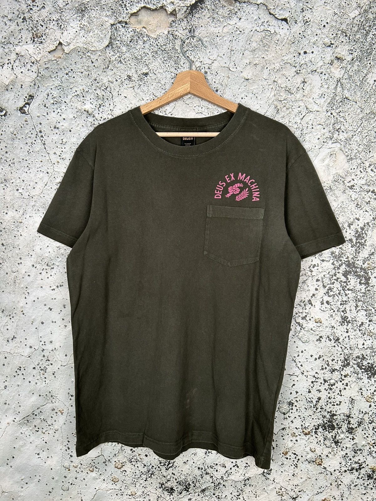Deus Ex Machina Deus Ex Machina Japan Style Graphic Tee Streetwear Size US L / EU 52-54 / 3 - 2 Thumbnail
