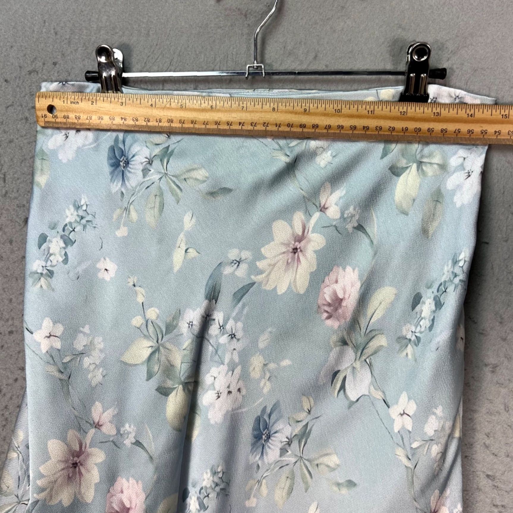 Vintage Maison Amory Womens Size Medium Floral Satin Midi Skirt Light Blue Size 32" / US 10 / IT 46 - 5 Thumbnail