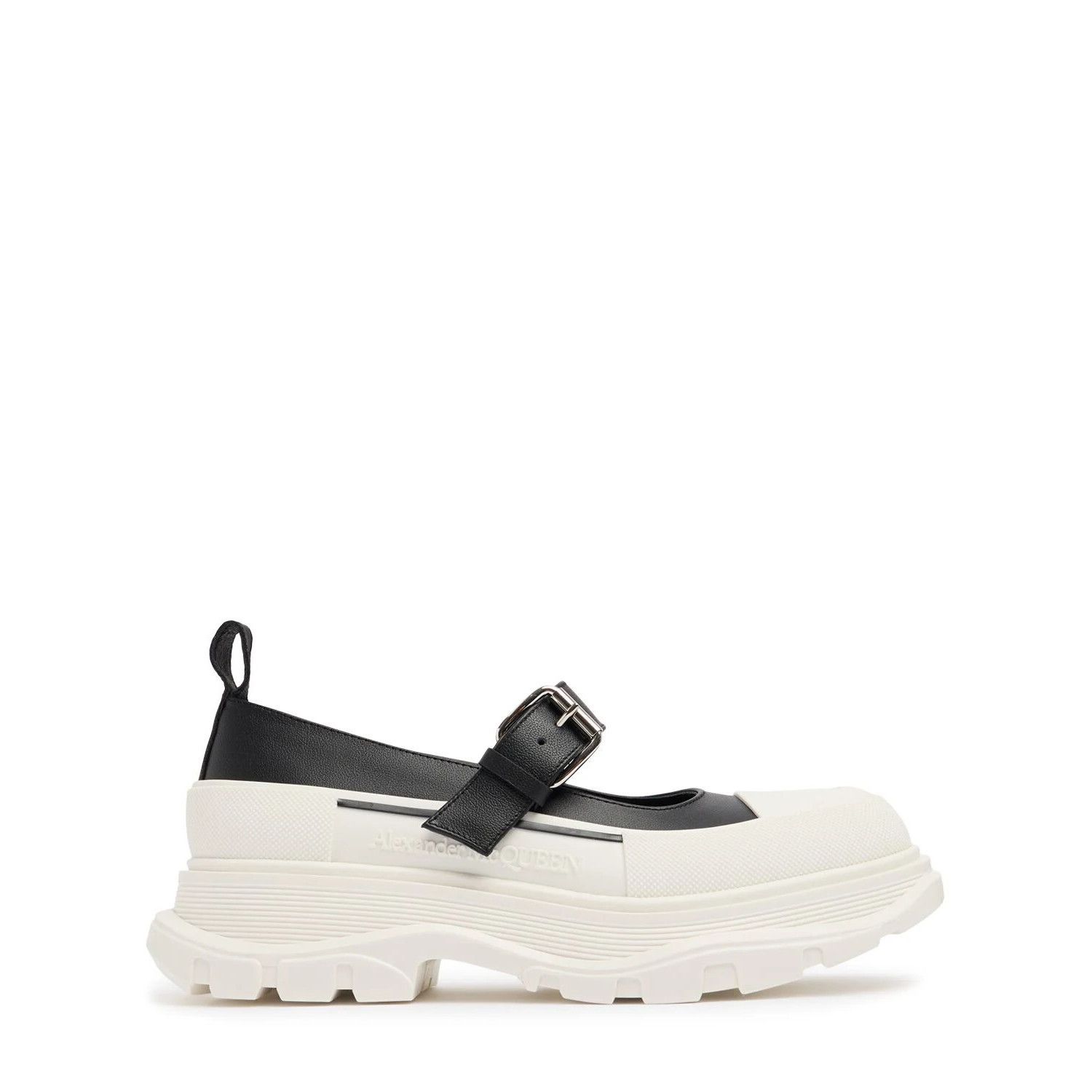 ALEXANDER MCQUEEN Tread $790 Women's Black/White Sneakers Ne