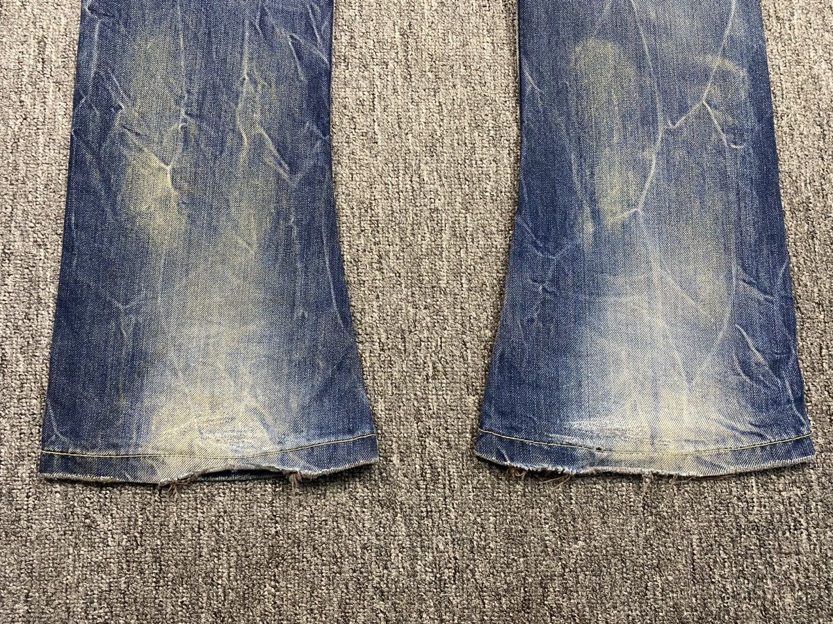 If Six Was Nine × Japanese Brand × Le Grande Bleu (L.G.B.) Distressed Redpepper Flare Jean Size US 30 / EU 46 - 13 Thumbnail