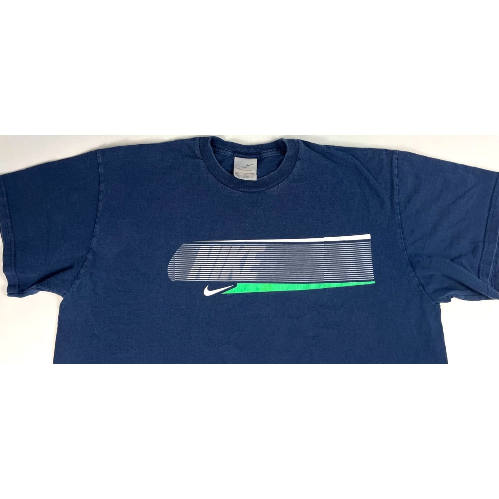 Nike VINTAGE Nike Logo T-Shirt Mens 2XL Navy Short Sleeve Crew Neck Cotton 2006 90s Sports Classic Logo Men's Vintage 2000s Clothing Shirt Size US XXL / EU 58 / 5 - 3 Thumbnail