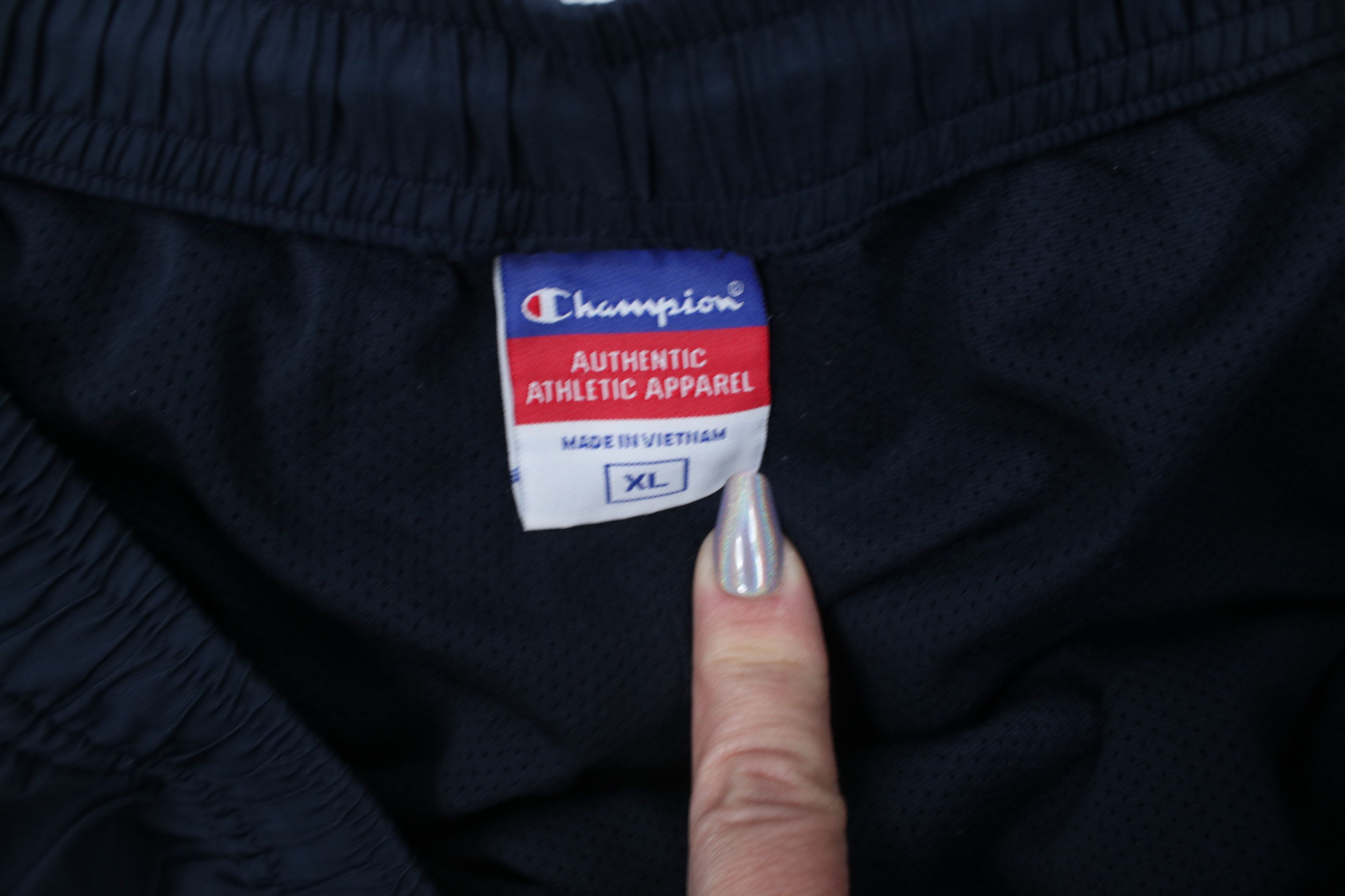 Champion Vintage 90s Champion Lined Windbreaker Shorts Navy Blue Size US 36 / EU 52 - 9 Thumbnail