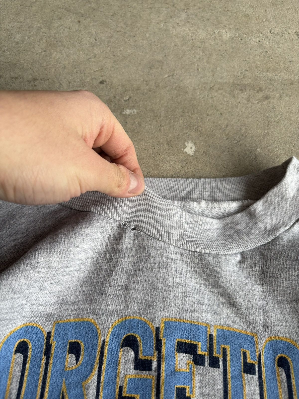 Other Vintage 90s Georgetown Hoyas Heather Grey Athletics Sweater Size US L / EU 52-54 / 3 - 6 Thumbnail