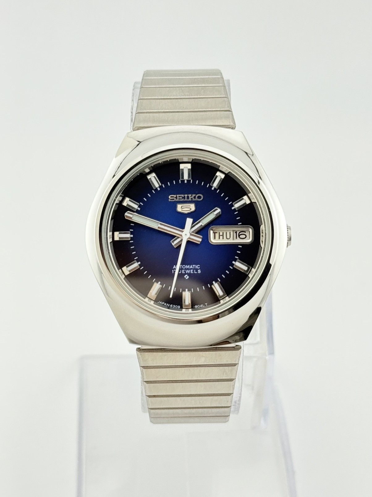 Seiko Seiko 5 Automatic Blue Gradient Dial Men’s Automatic Watch Size 36 - 1 Thumbnail
