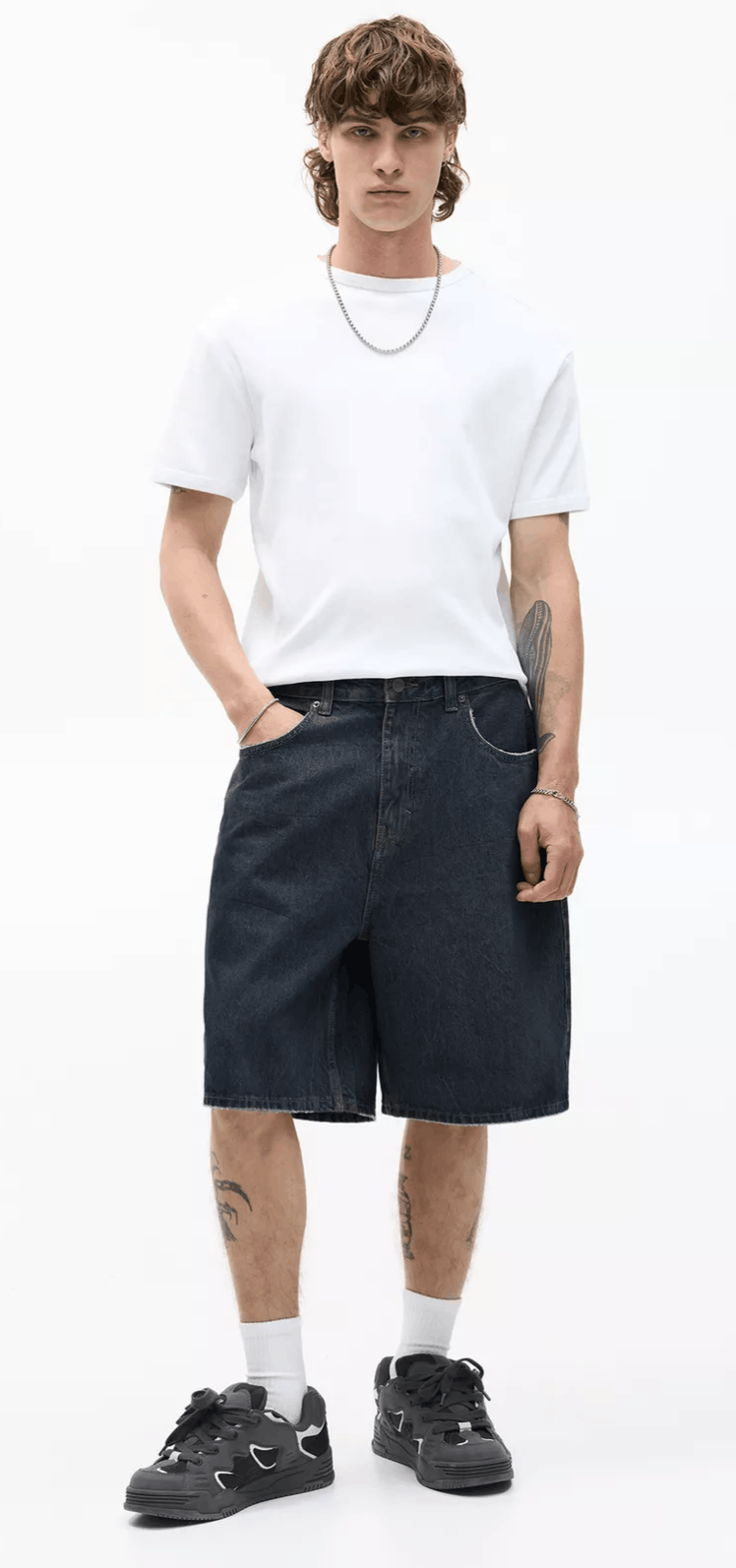 Pull & Bear Loose baggy denim Bermuda shorts Size US 28 / EU 44 - 1 Thumbnail