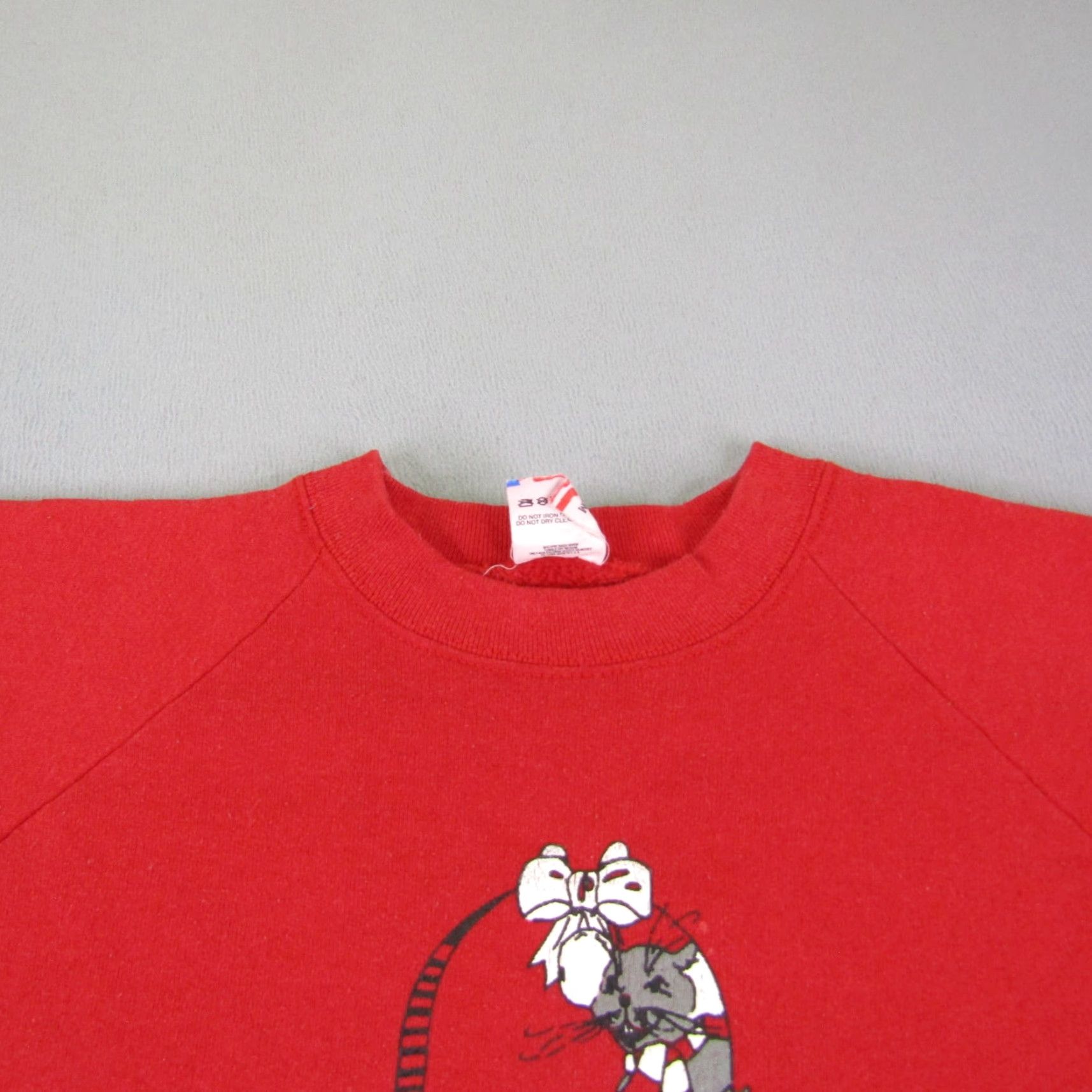 Fruit Of The Loom VINTAGE Christmas Mouse Sweatshirt Mens XL Red Fruit of the Loom Crewneck 90s Holiday Christmas Mens XL Red Sweatshirt Size US XL / EU 56 / 4 - 2 Thumbnail