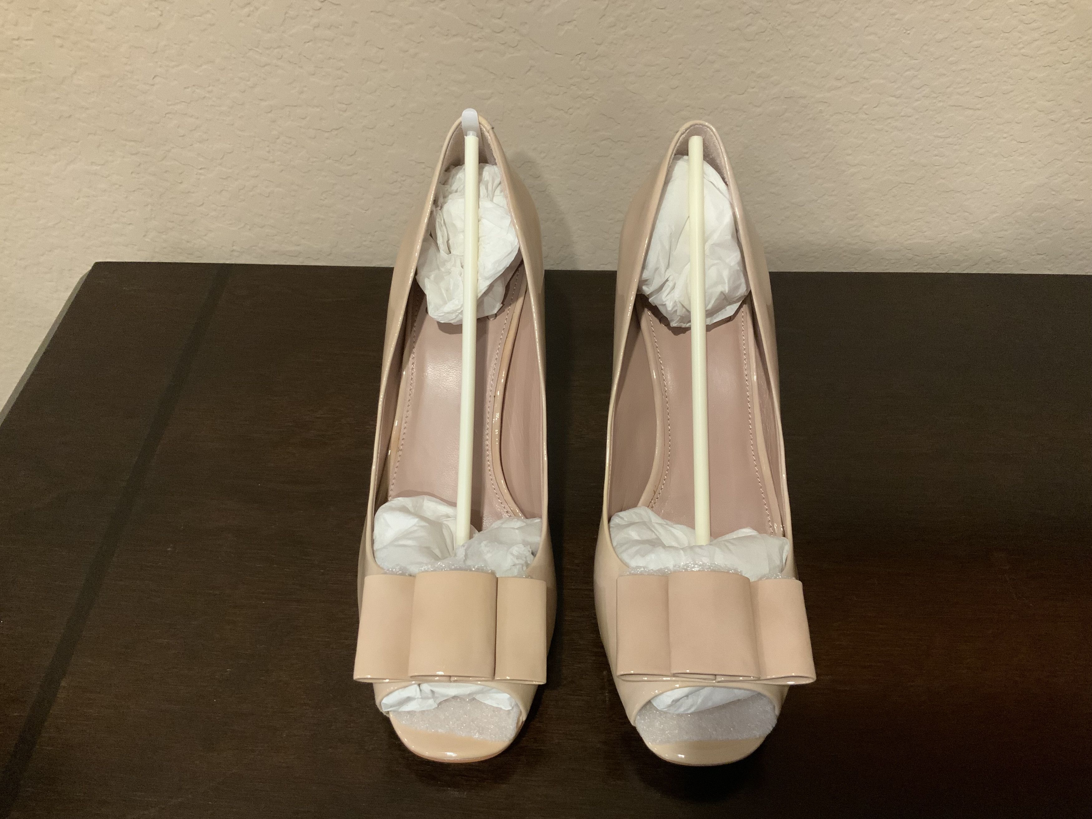Vince Camuto Vince Camuto Onan Patent Pumps Size US 9 / IT 39 - 1 Thumbnail