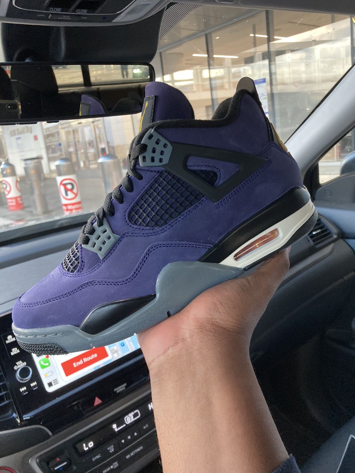Jordan Brand Jordan 4 laker Size US 10.5 / EU 43-44 - 1 Thumbnail