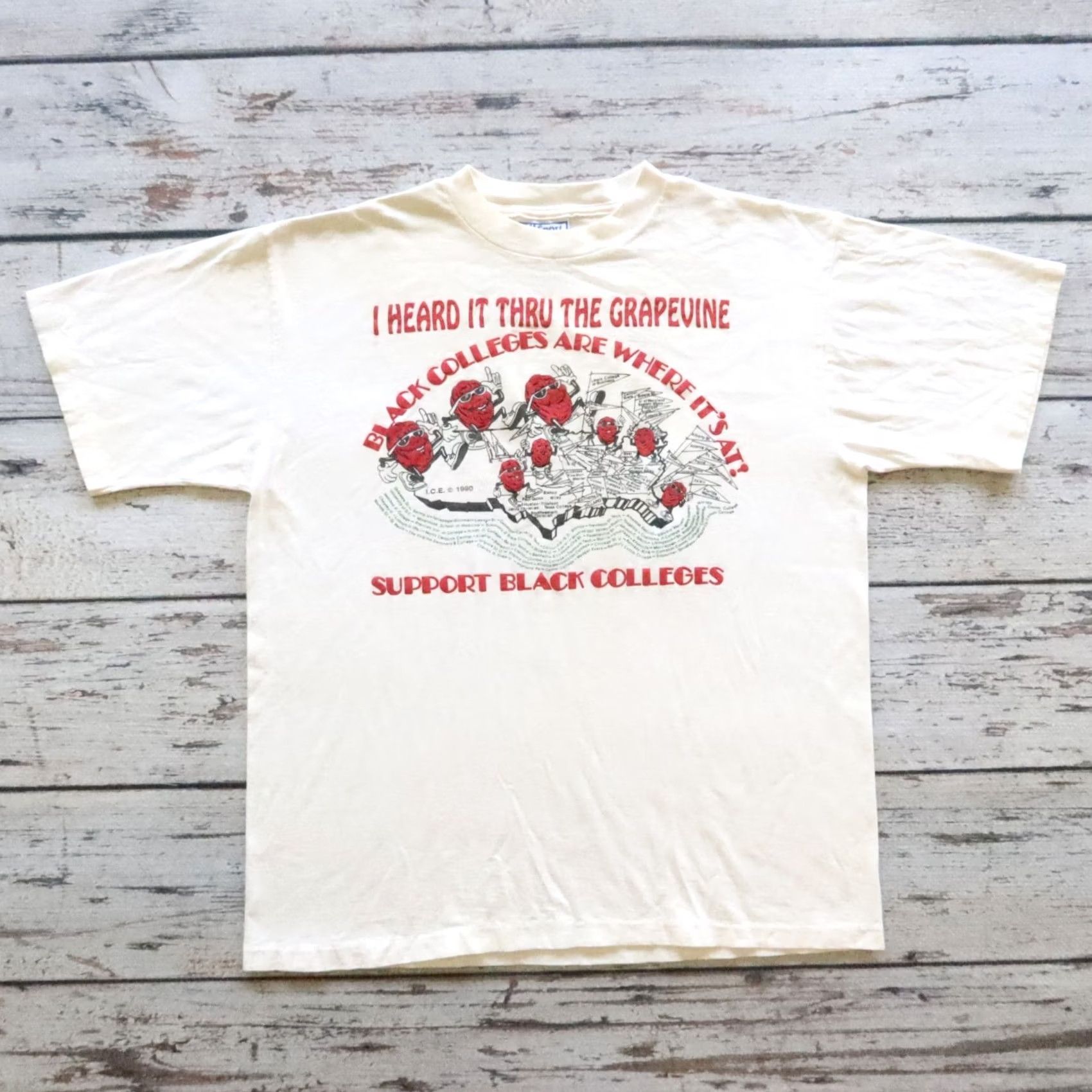 Vintage Vintage 90s Support Black Colleges Tshirt XL White Shirt Mens Size US XL / EU 56 / 4 - 3 Thumbnail