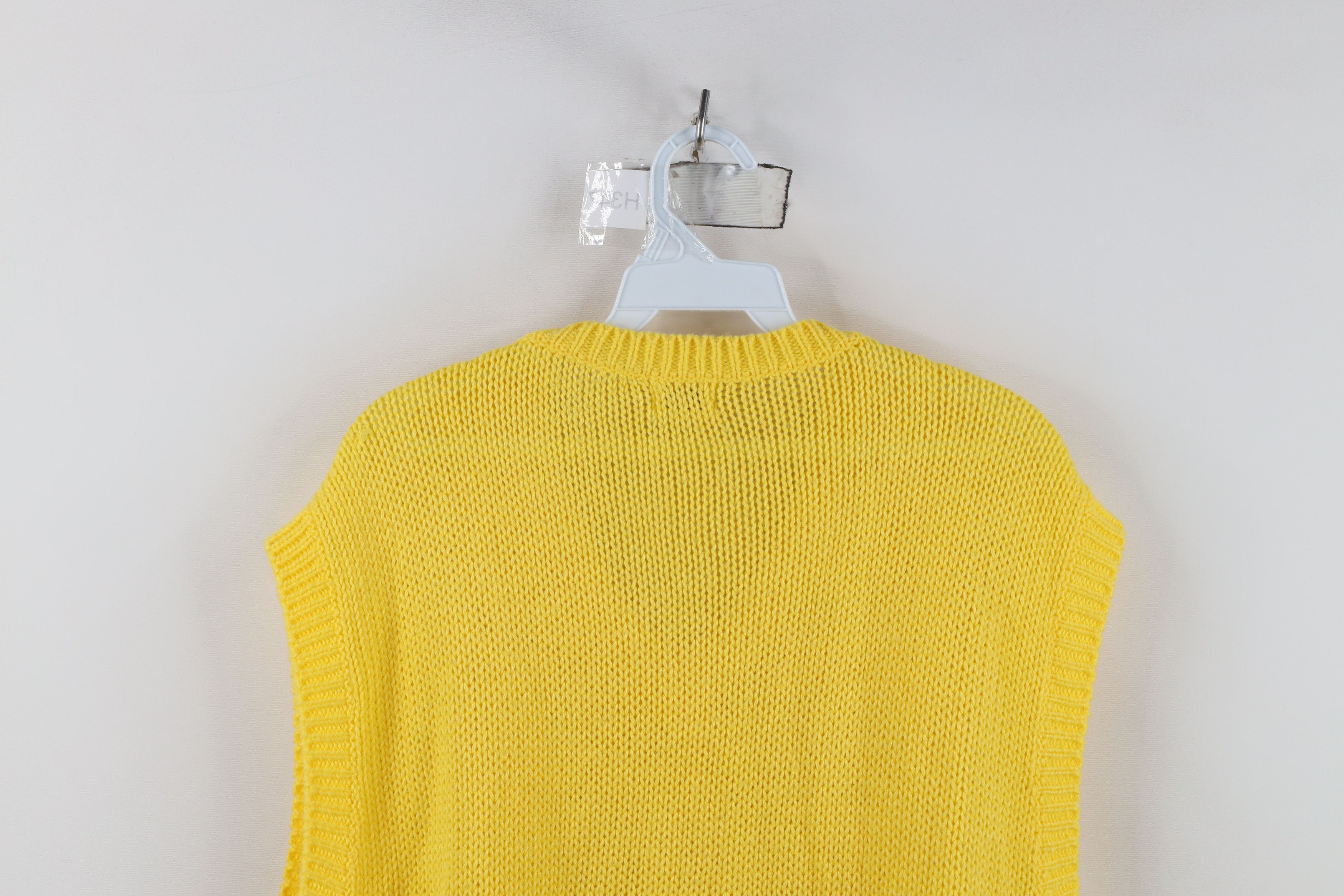 Vintage Vintage 70s Streetwear Chunky Cable Knit Sweater Vest Yellow Size XL / US 12-14 / IT 48-50 - 6 Thumbnail