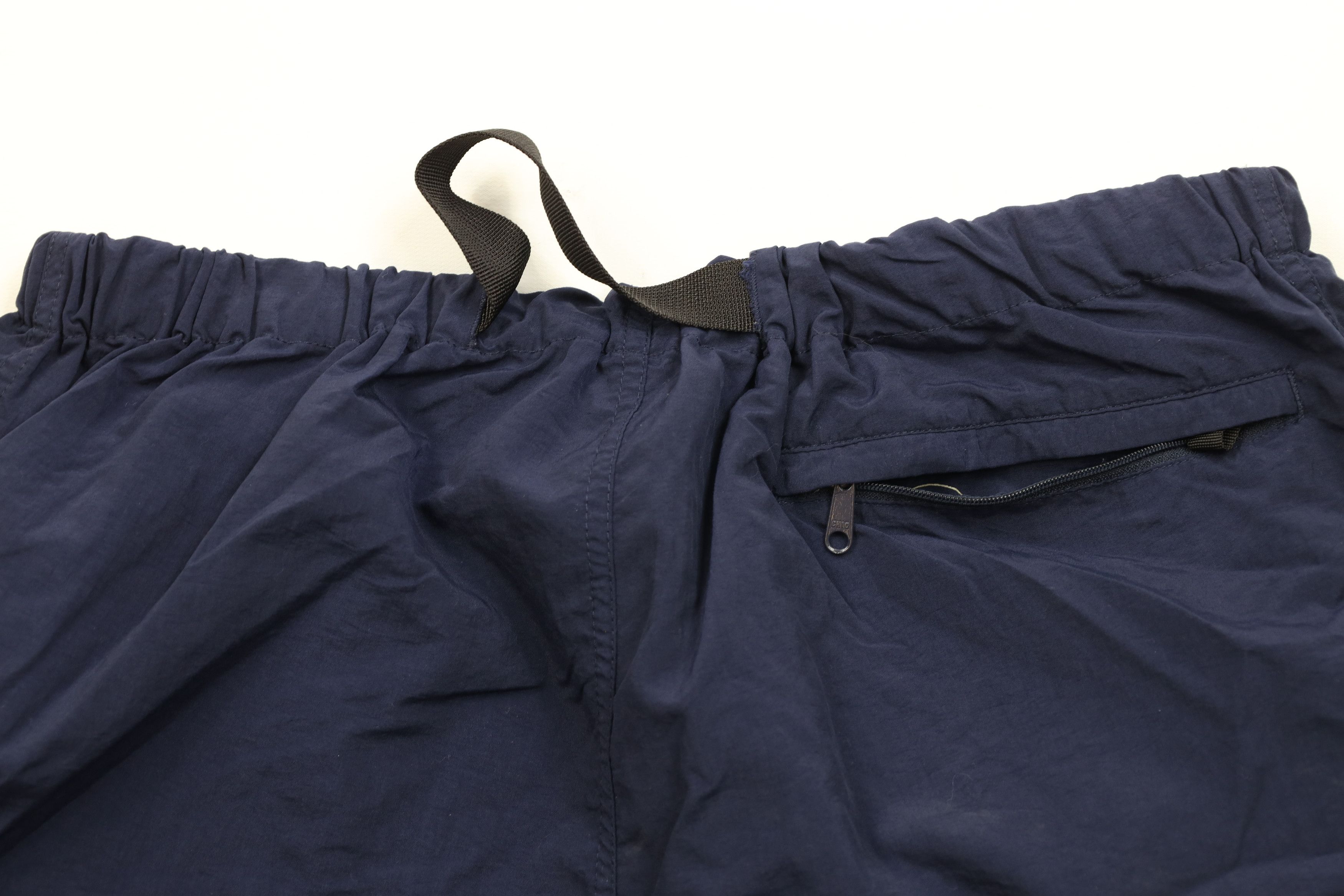 Vintage Vintage 90s Streetwear Packable Belted Trekking Cargo Shorts Size US 32 / EU 48 - 8 Thumbnail