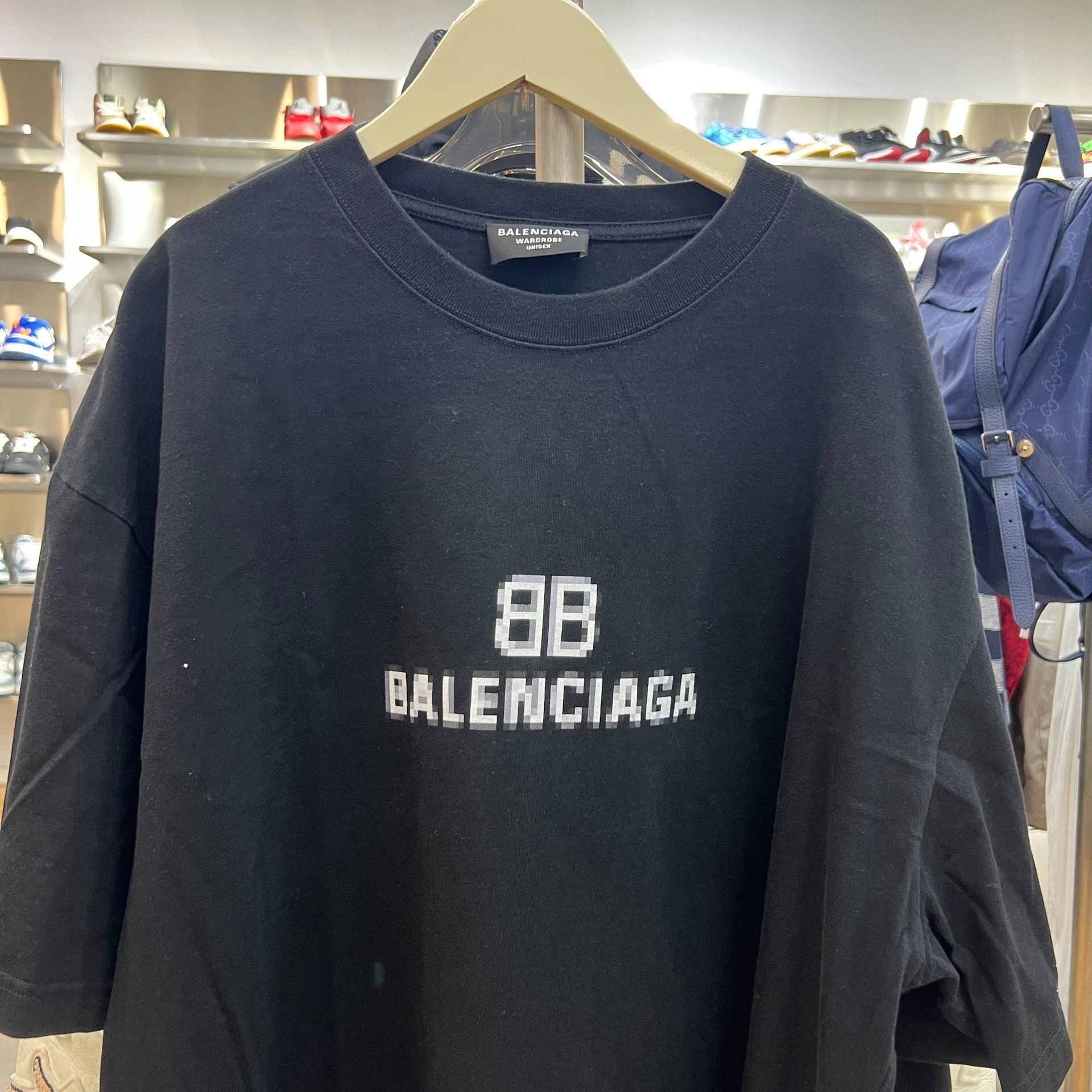 Balenciaga Balenciaga Mosaic Blur Logo BB T-Shirt Size US XL / EU 56 / 4 - 2 Thumbnail