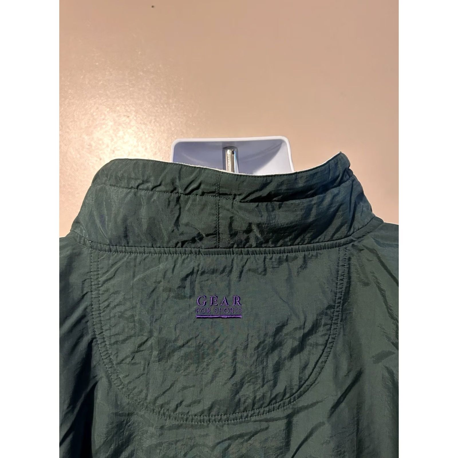 Vintage VTG Mercyhurst University Pullover Windbreaker Unisex Adults 2XL Green Mock Neck Nylon Jacket Mid-Length Solid Centered Chest 64 In Classic Fit Size US XXL / EU 58 / 5 - 6 Thumbnail