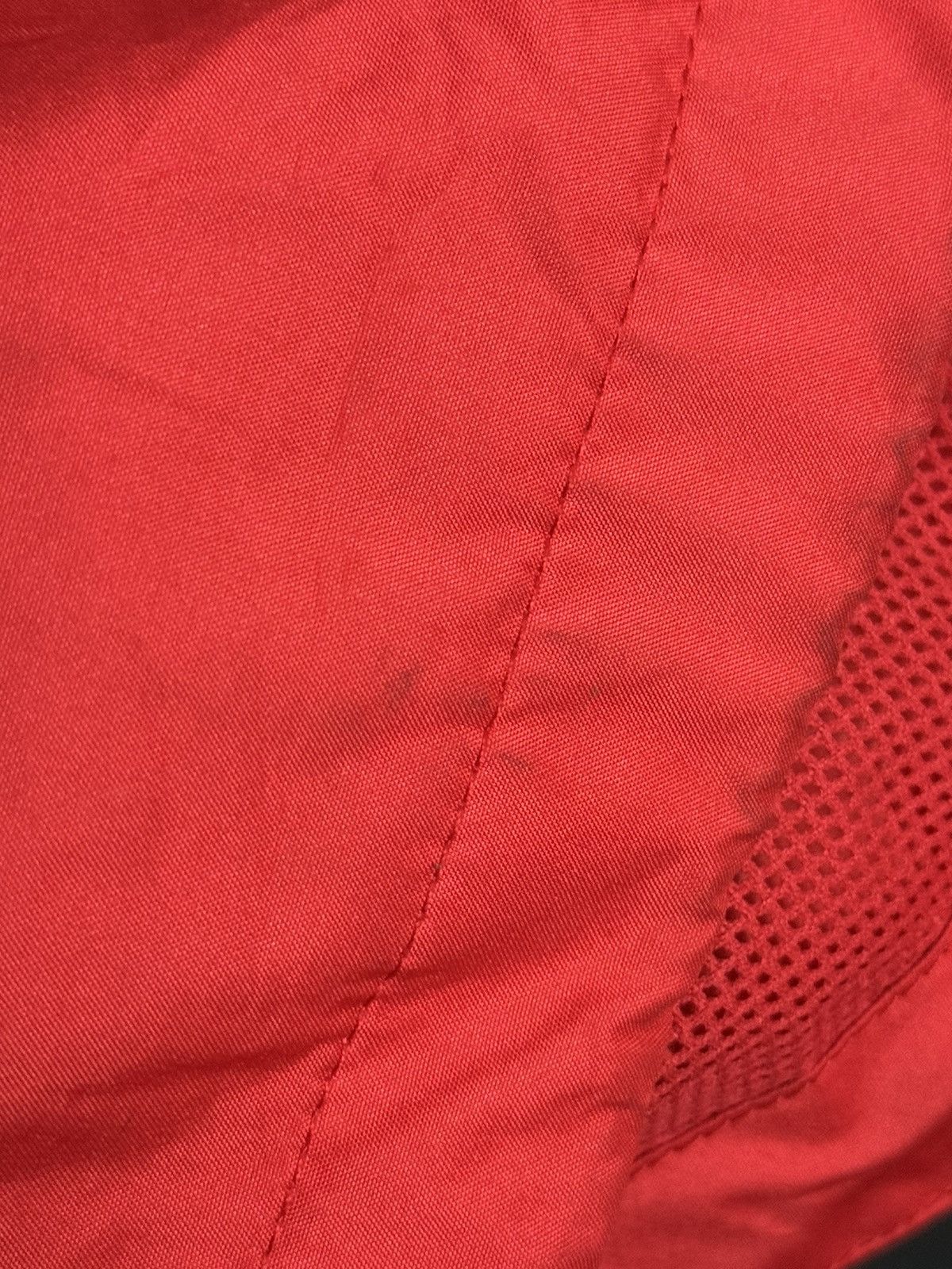 Umbro Vintage Canada National Team Training Football Soccer Jacket Size US S / EU 44-46 / 1 - 13 Thumbnail