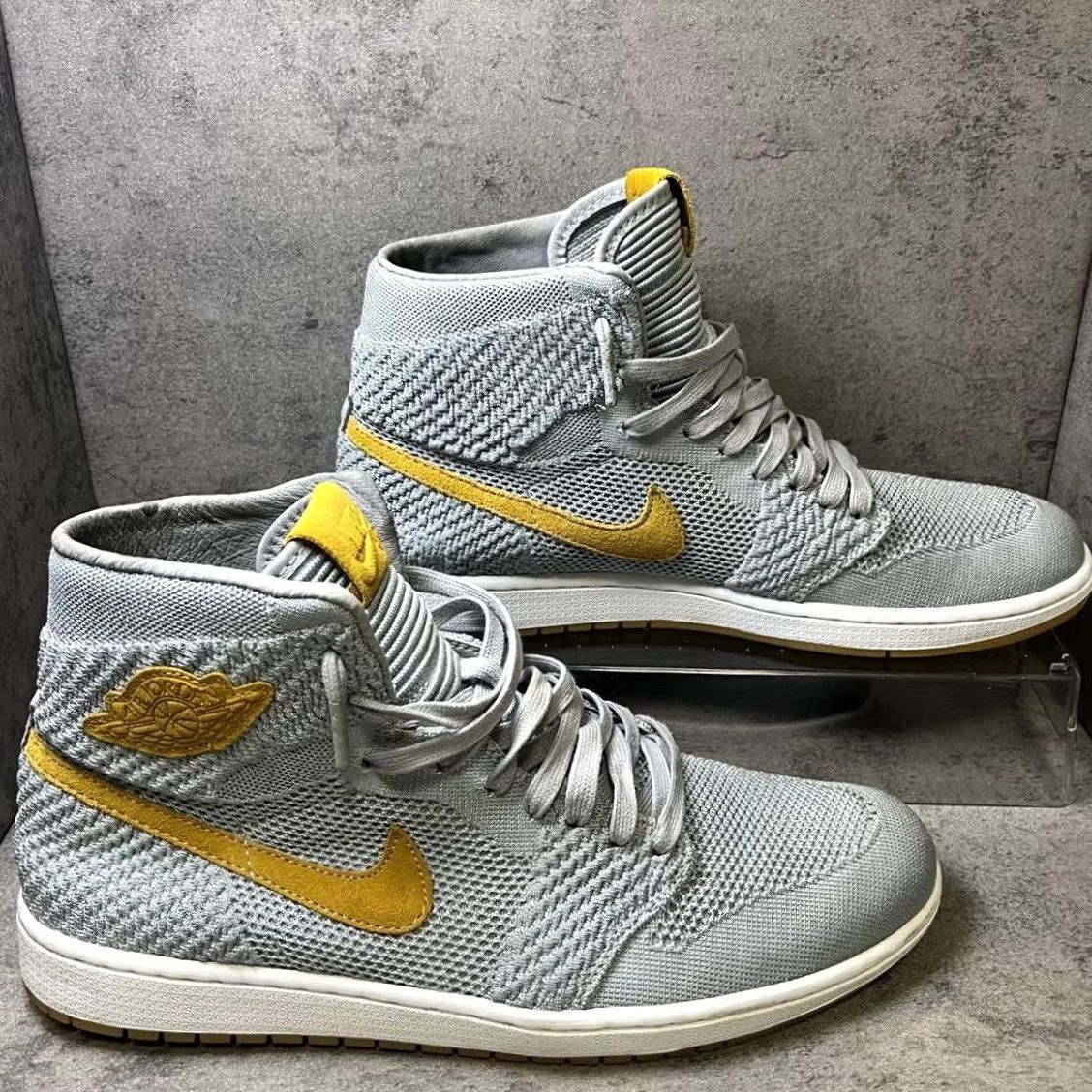 Nike Nike Aj1 Flyknit High Cut Sneaker Men 12.0US Gray/Yellow LTD Original Collection Size US 12 / EU 45 - 5 Thumbnail