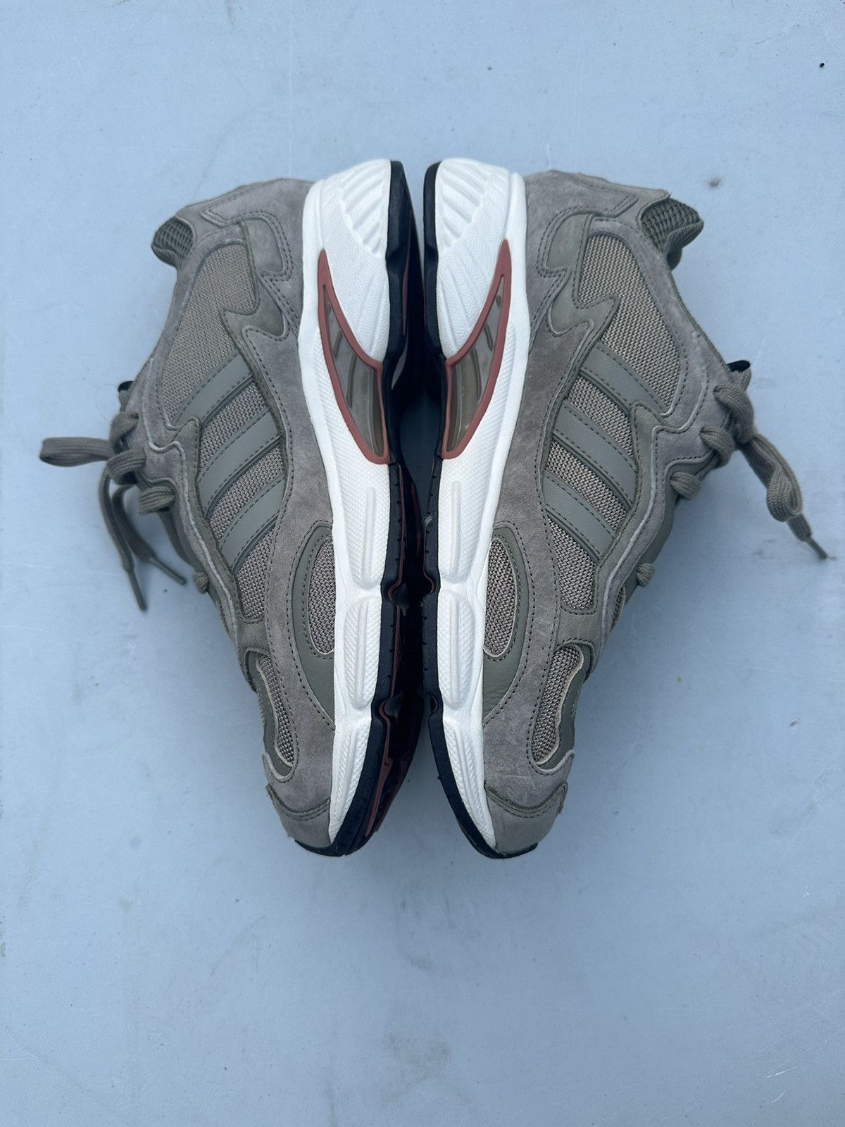 Adidas Adidas Response CL Size US 9 / EU 42 - 2 Thumbnail