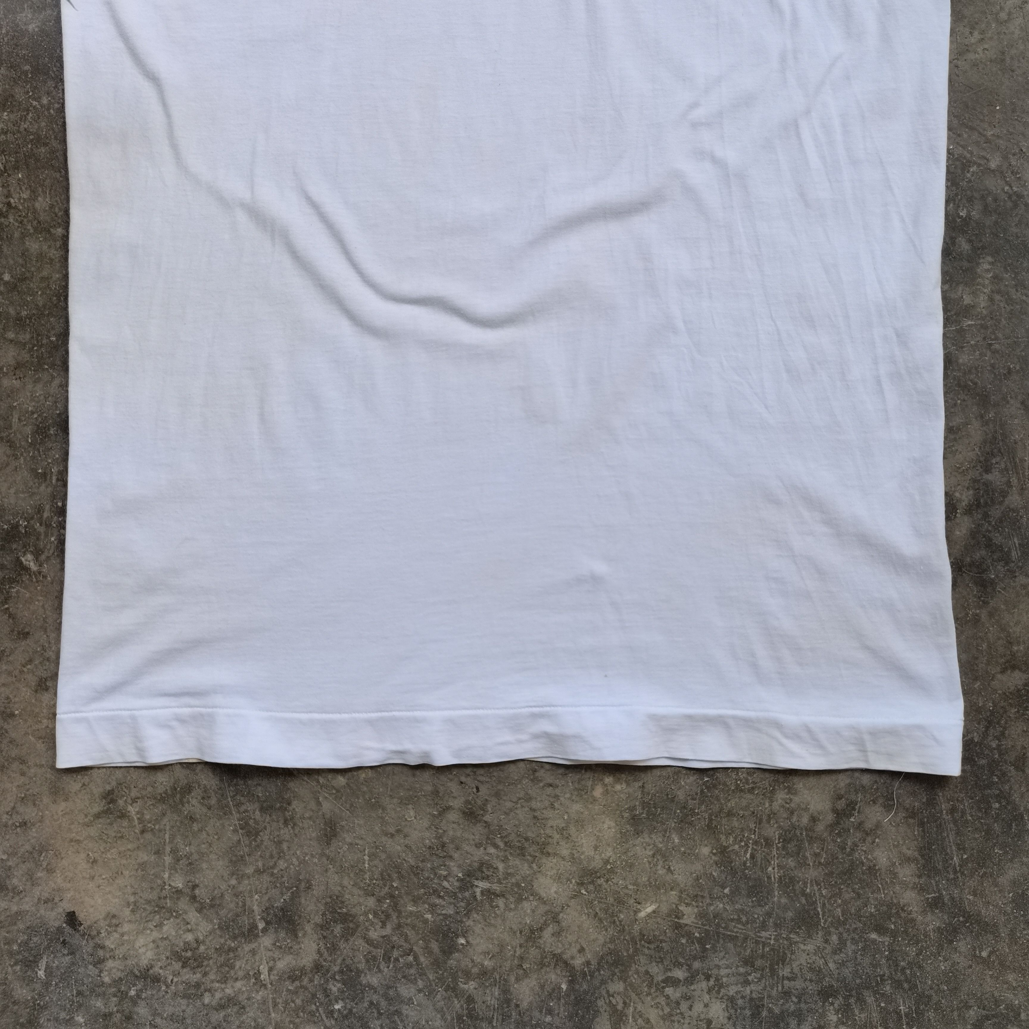 Band Tees Vintage 90s JOHN LENNON Graphic White Tee Size US M / EU 48-50 / 2 - 4 Thumbnail