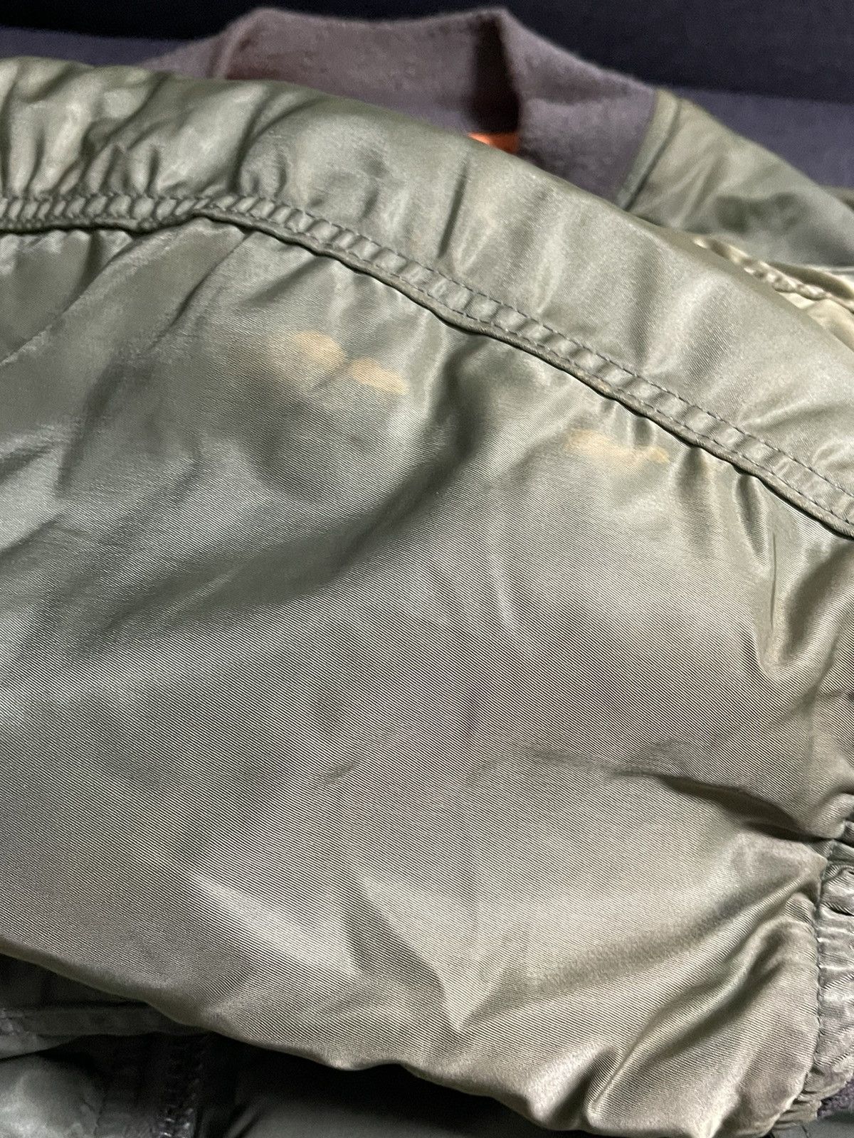 Avirex Vintage Faded Avirex USA MA-1 Bomber Jacket Size US XL / EU 56 / 4 - 4 Thumbnail