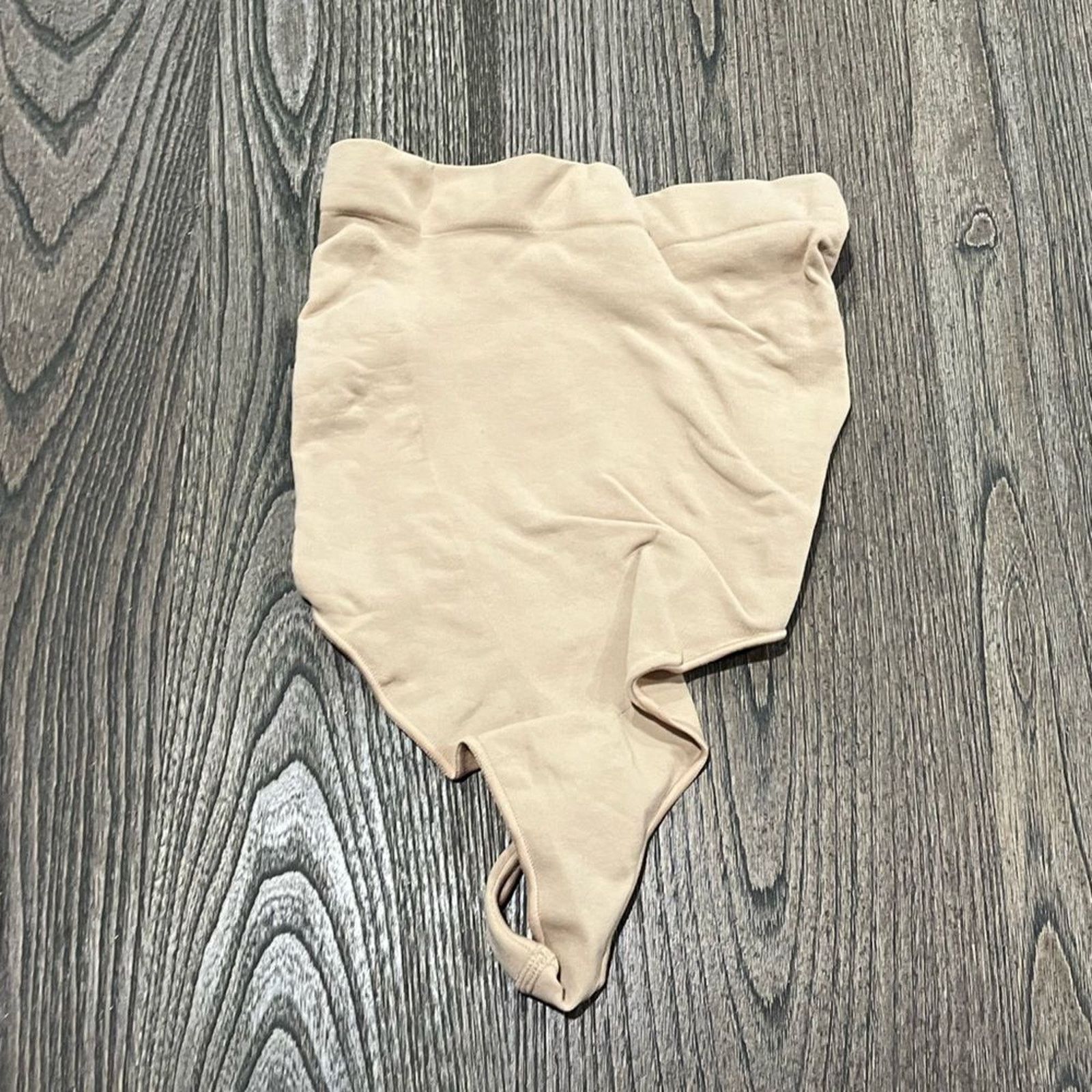 SKIMS NWOT Skims Sculpting Mid Waist Thong - Size L/XL Size ONE SIZE - 1 Thumbnail