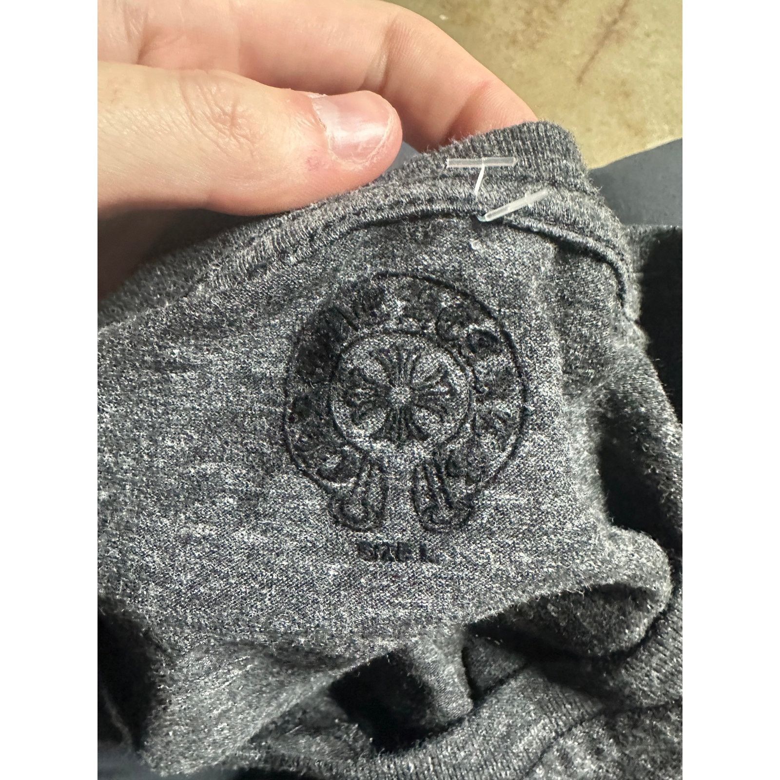 Chrome Hearts Chrome Hearts Scroll Logo V-Neck Tee Used Large Size US L / EU 52-54 / 3 - 5 Thumbnail