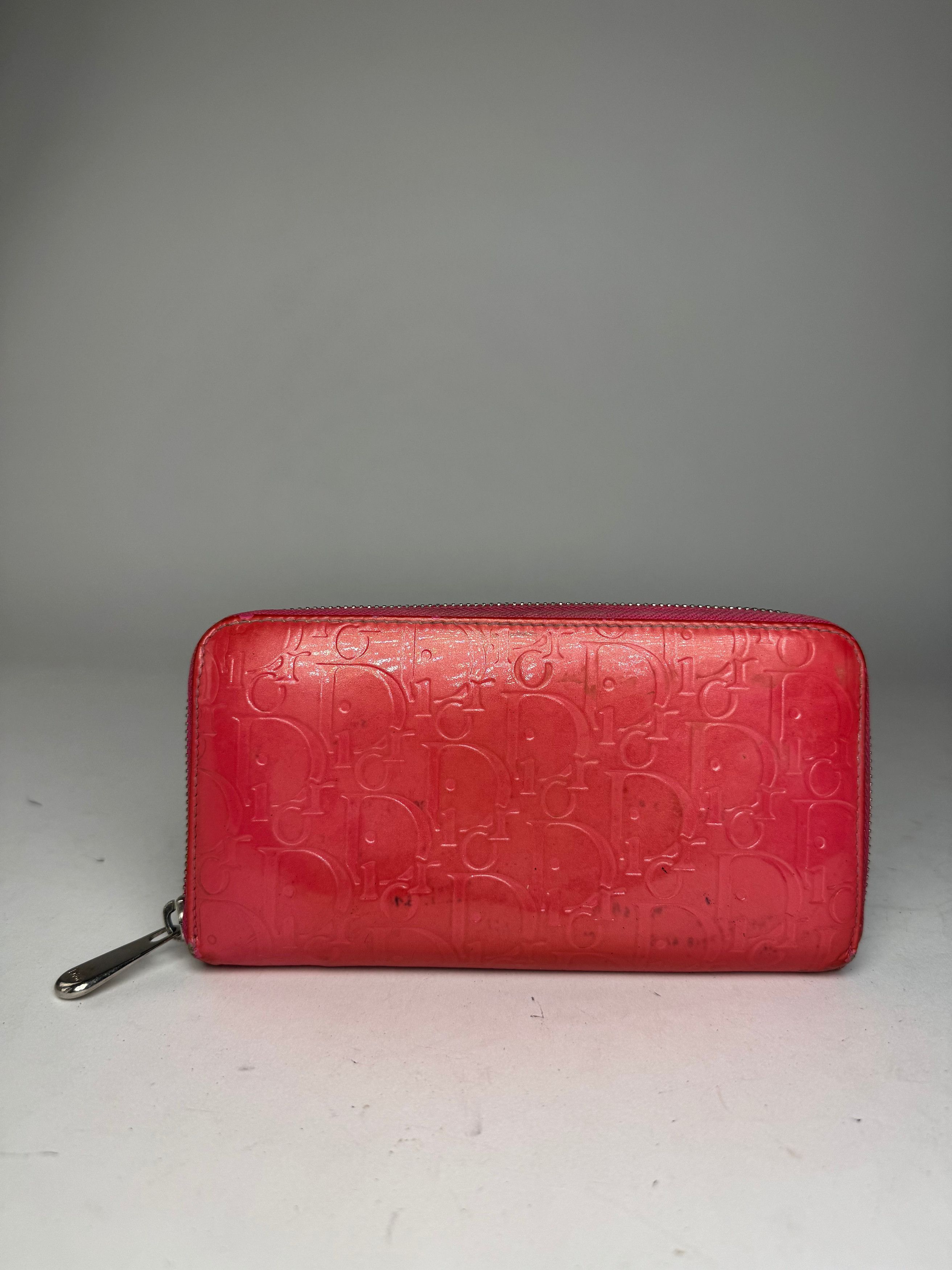 Dior Vintage Patent Leather Monogram Zippy Wallet Red Size ONE SIZE - 1 Thumbnail