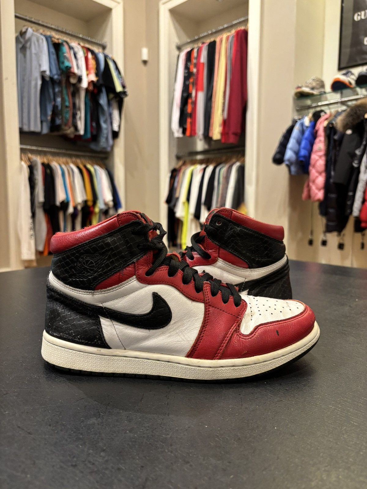 Jordan Retro High 'Satin Snake Chicago'