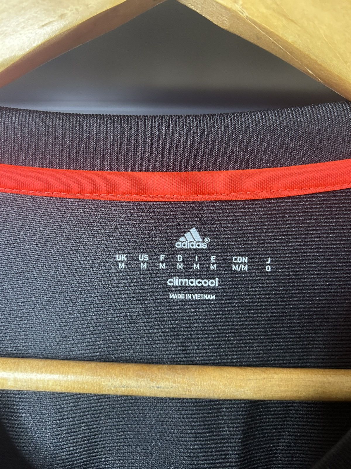Jerzees Manchester United Adidas Jersey ClimaCool (Size M) Size US M / EU 48-50 / 2 - 3 Thumbnail