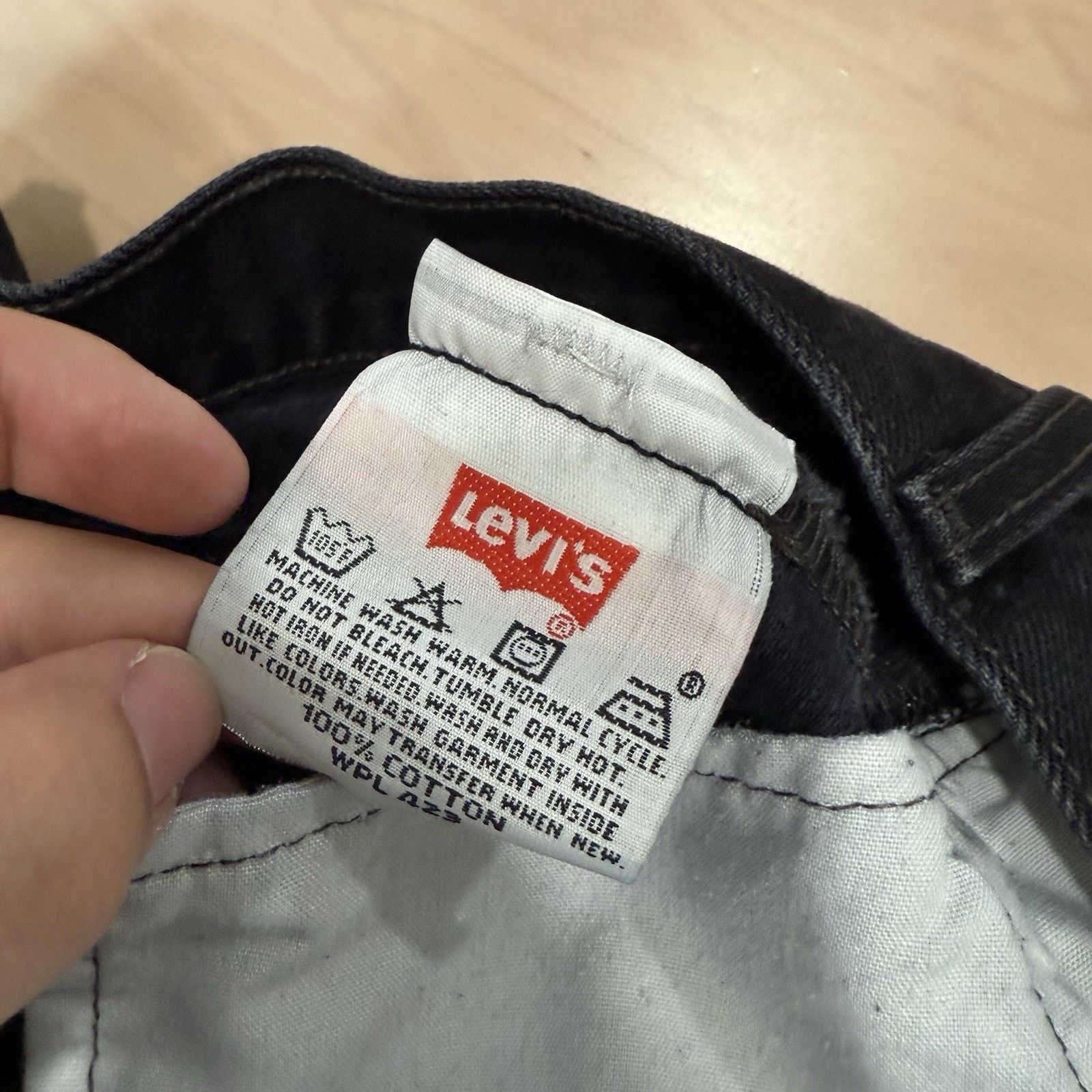 Levi's Vintage Levis 501 Jeans Black Denim Straight Leg Button Fly Size US 32 / EU 48 - 7 Thumbnail