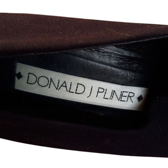 Donald Pliner Donald J Pliner 8.5 M Womens Black Suede Slip-On Loafers Lea Size US 8.5 / IT 38.5 - 7 Thumbnail