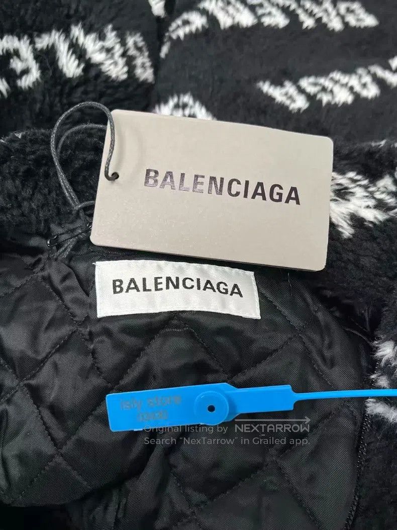 Balenciaga Balenciaga Collar Drop Shoulder Loose Faux Fur Puffy Zippe Size XXS / US 00 / IT 34 - 5 Thumbnail